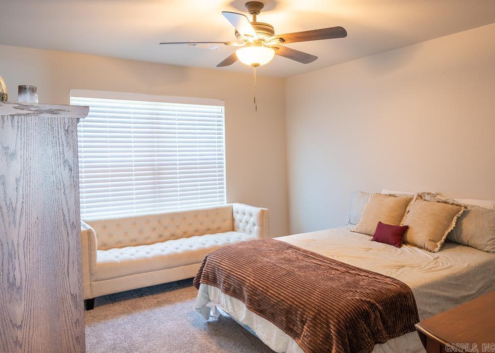 HERITAGE MEADOWS - Residential