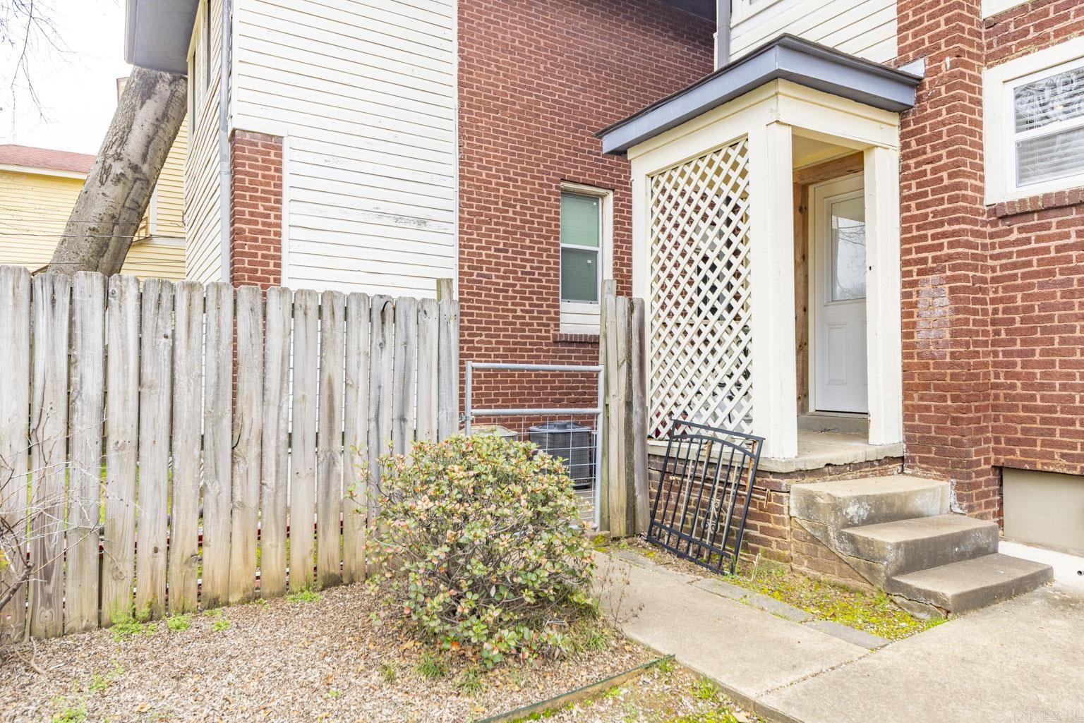 CITY OF LR L11 - Residential