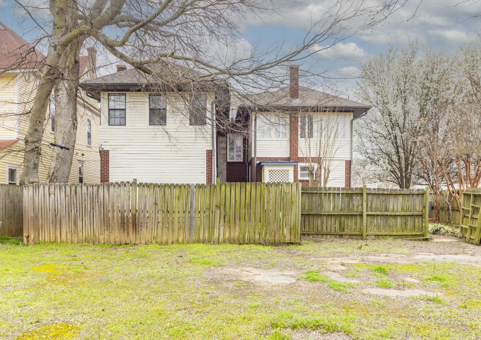 CITY OF LR L11 - Residential