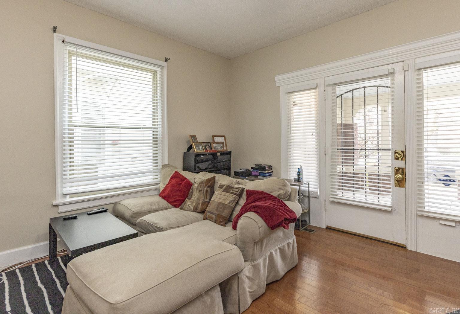 CITY OF LR L11 - Residential