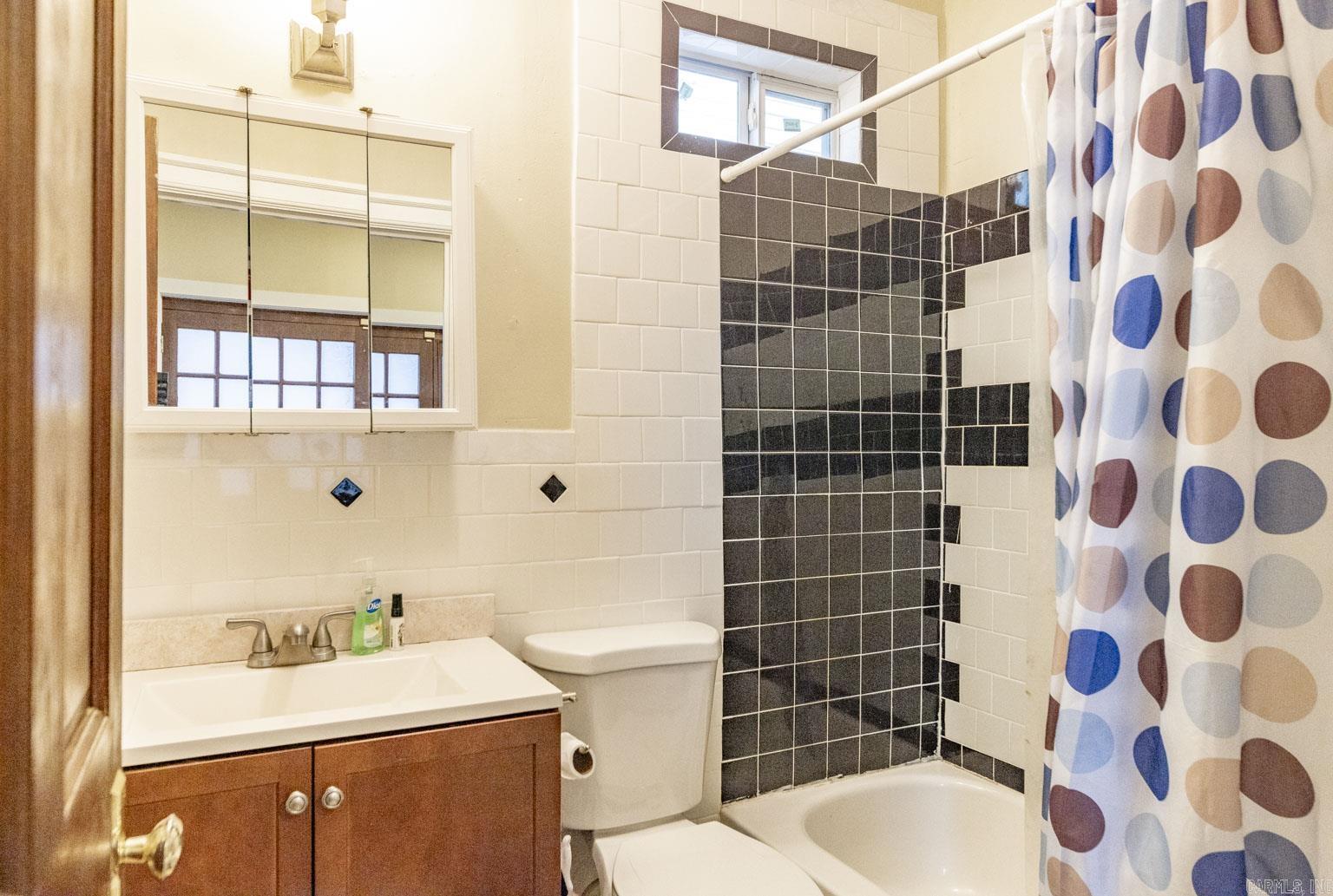 CITY OF LR L11 - Residential