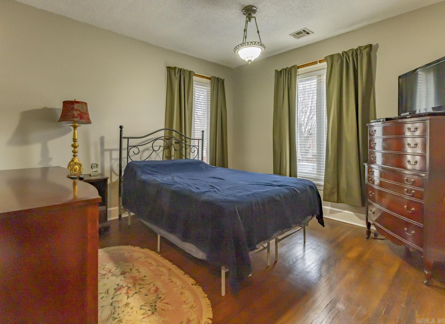 CITY OF LR L11 - Residential