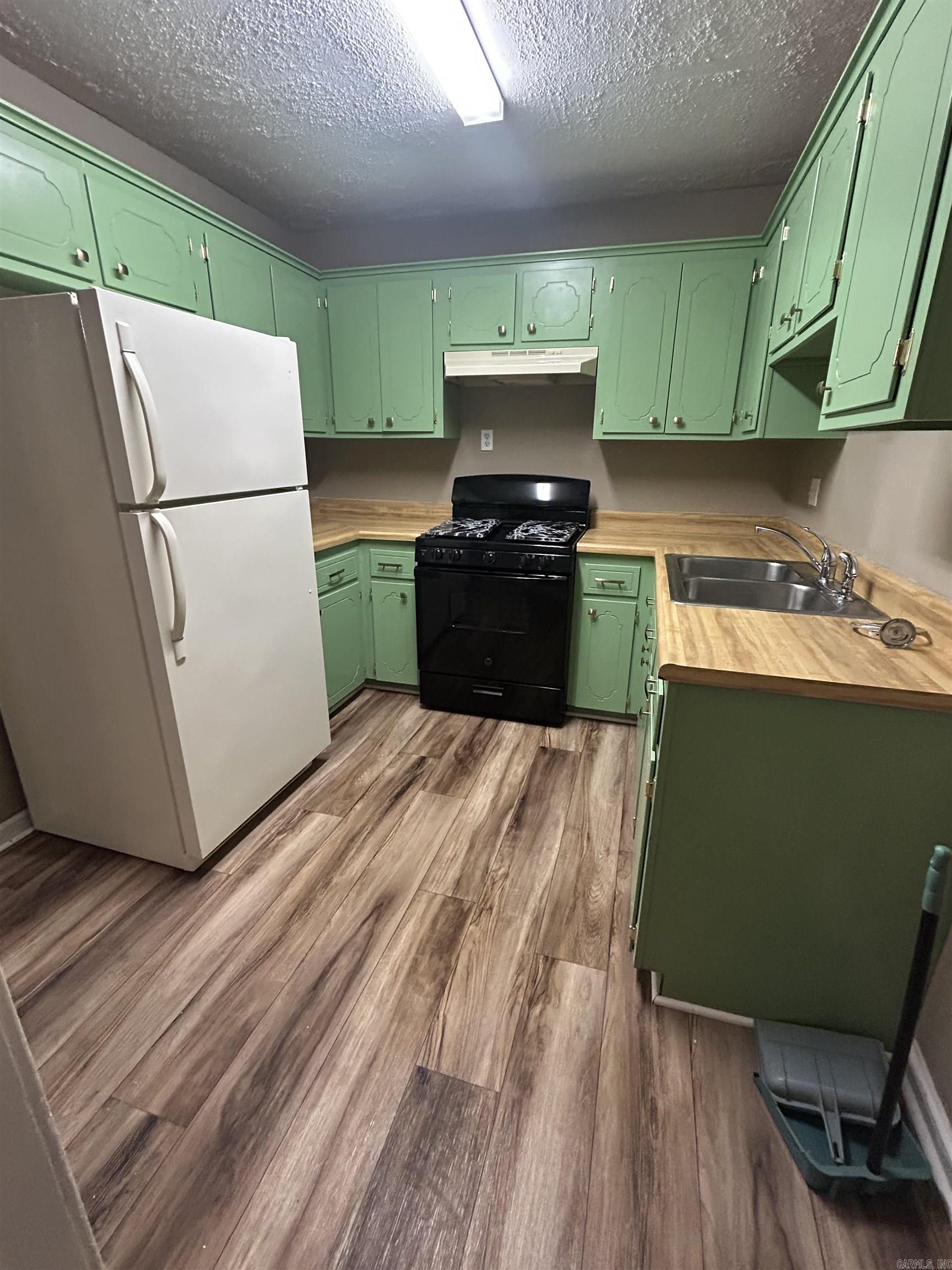 Ridgelea - Residential Lease