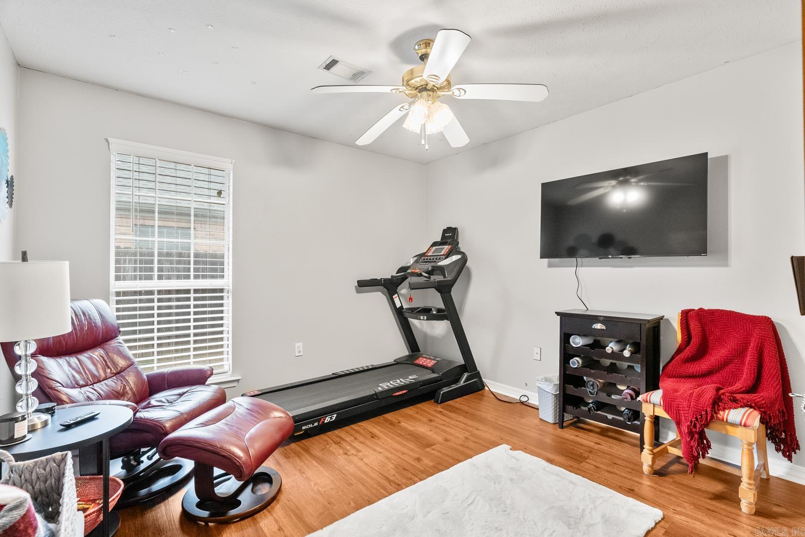 HICKORY CREEK - Residential