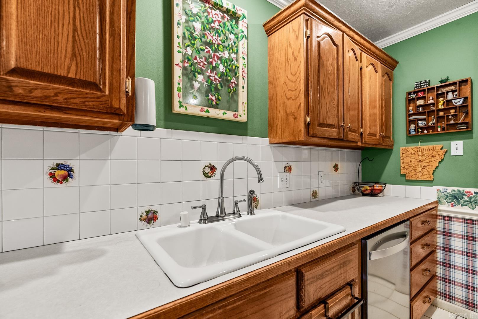 HICKORY CREEK - Residential