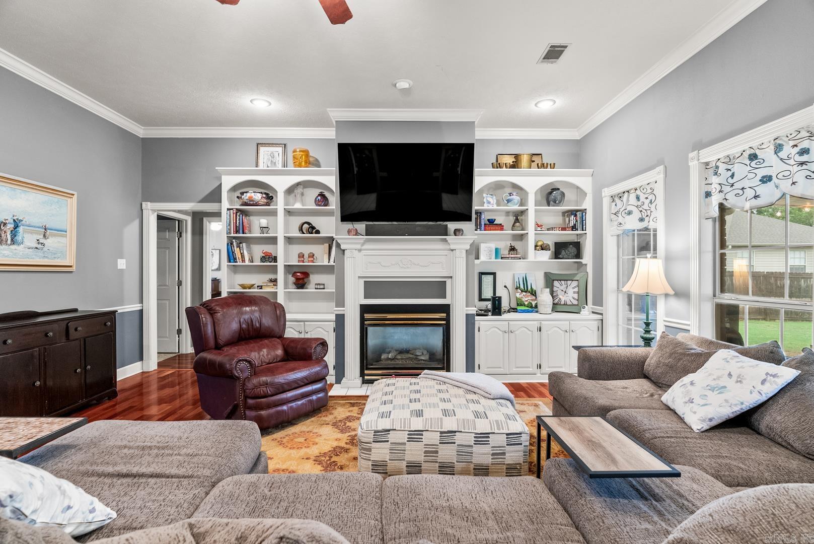 HICKORY CREEK - Residential