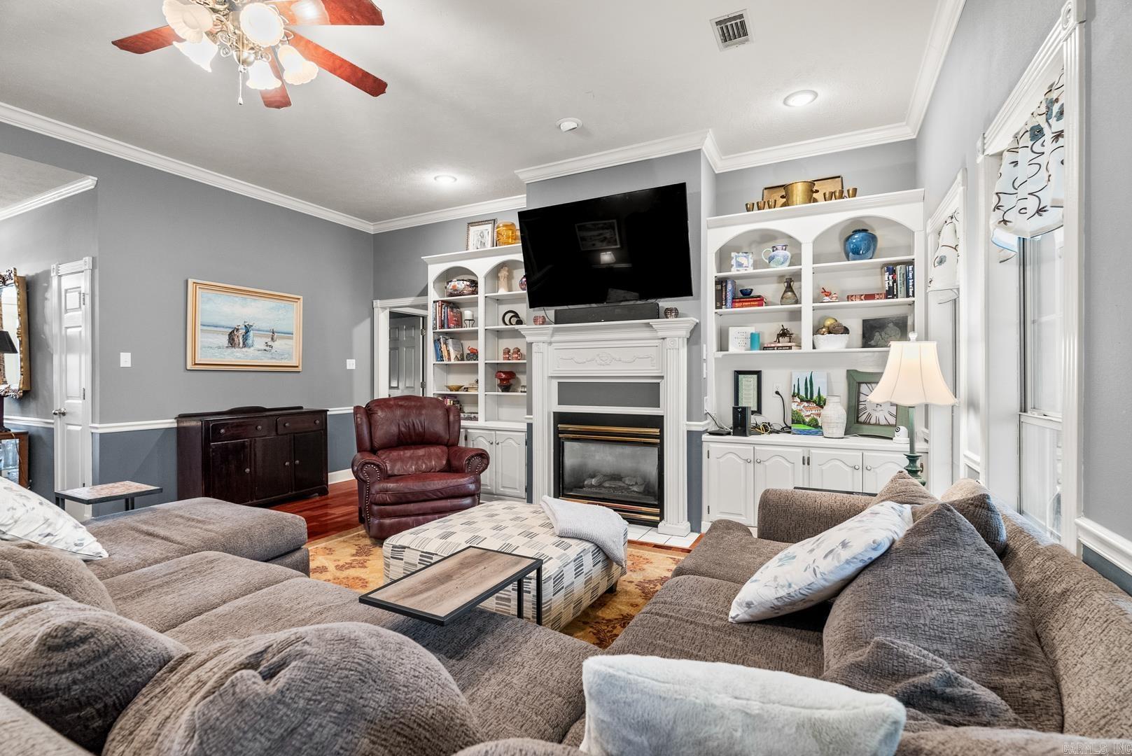 HICKORY CREEK - Residential