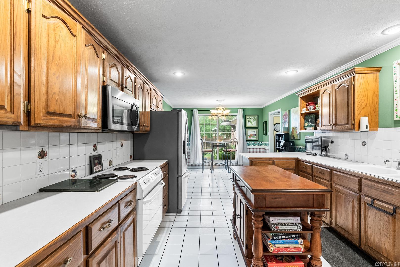 HICKORY CREEK - Residential