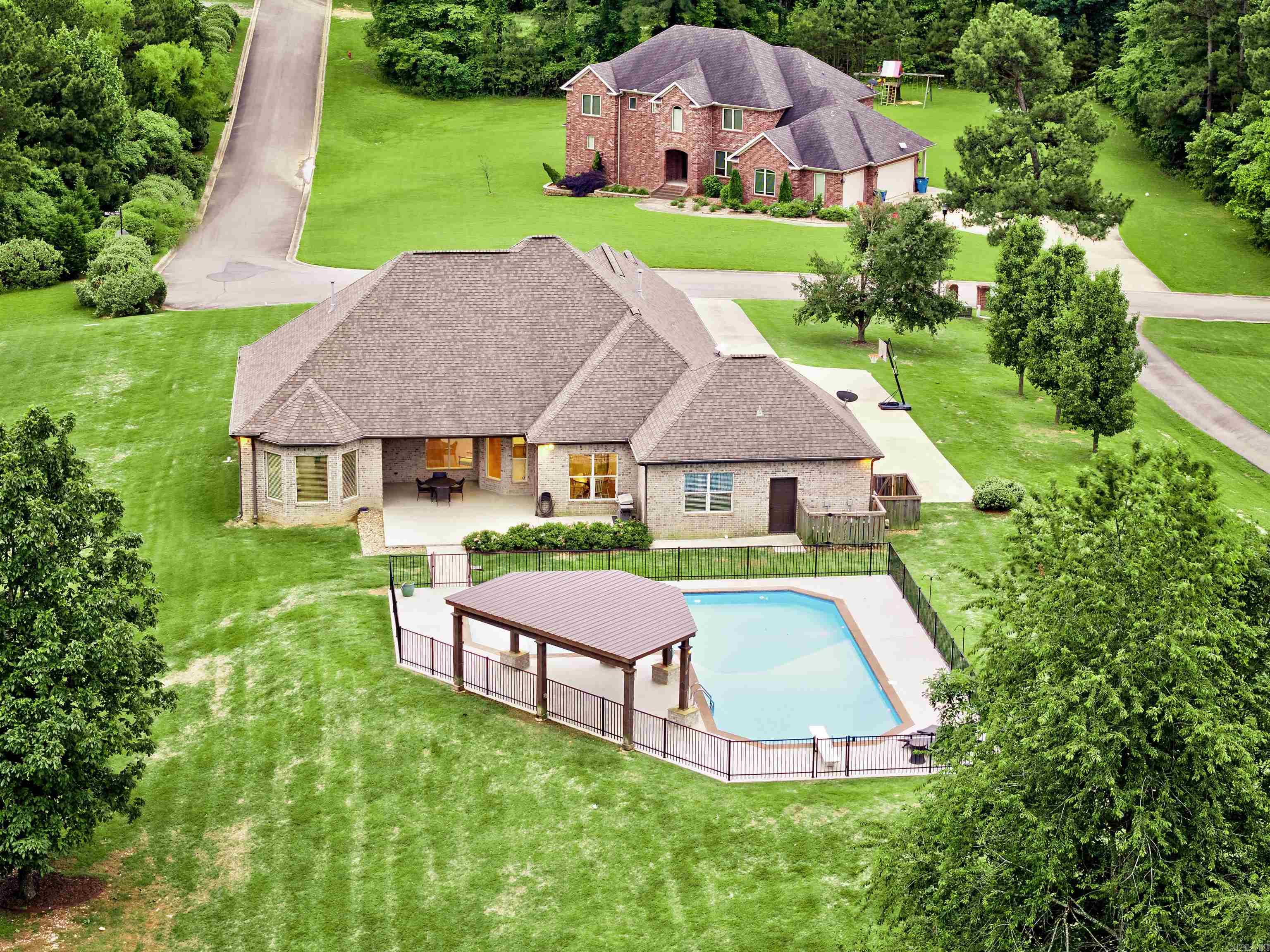 RIVER RIDGE ESTATES - Residential