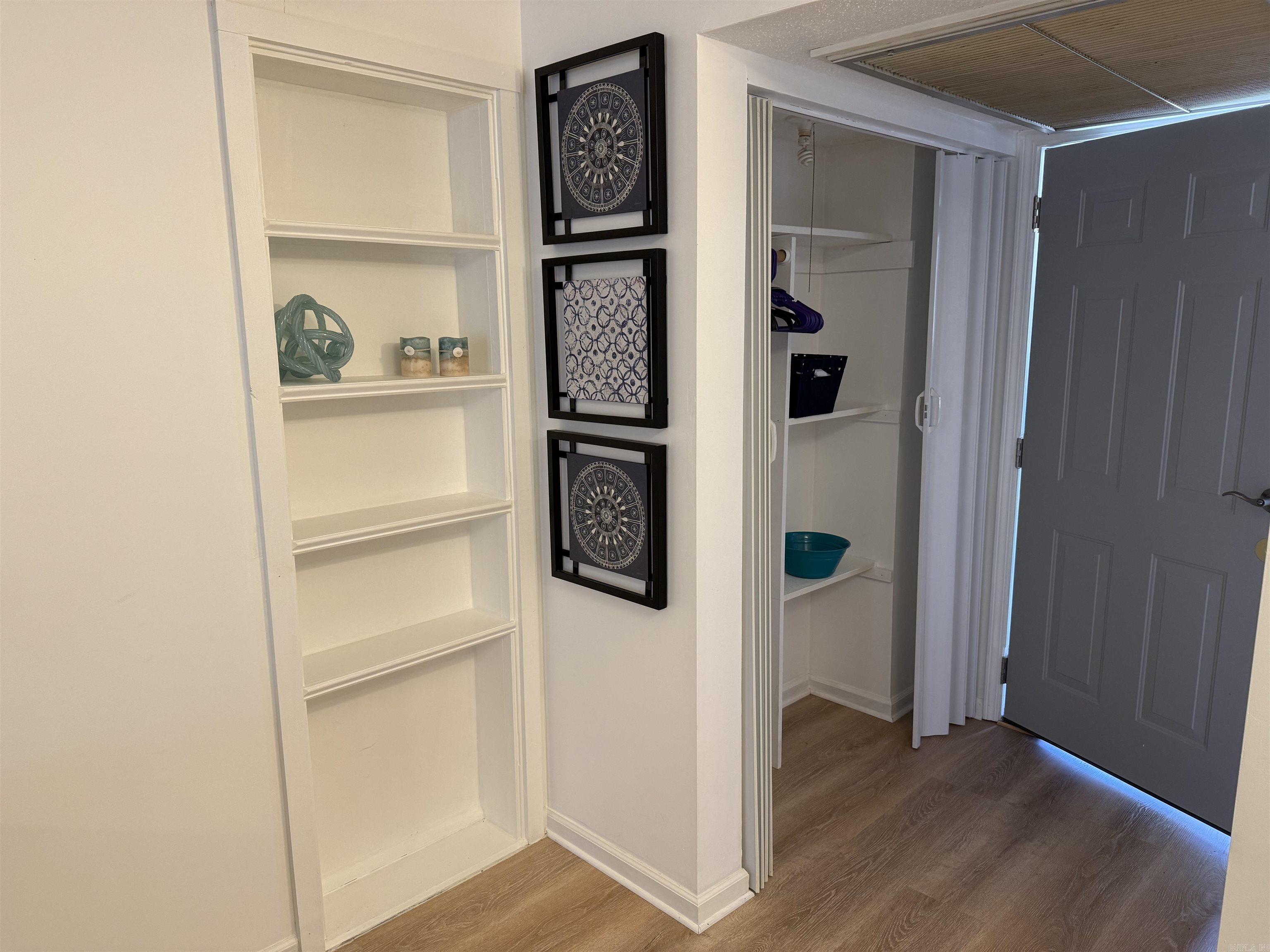 SUMMERHILL PLACE CONDOS - Residential