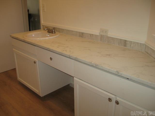 SUMMERHILL PLACE CONDOS - Residential