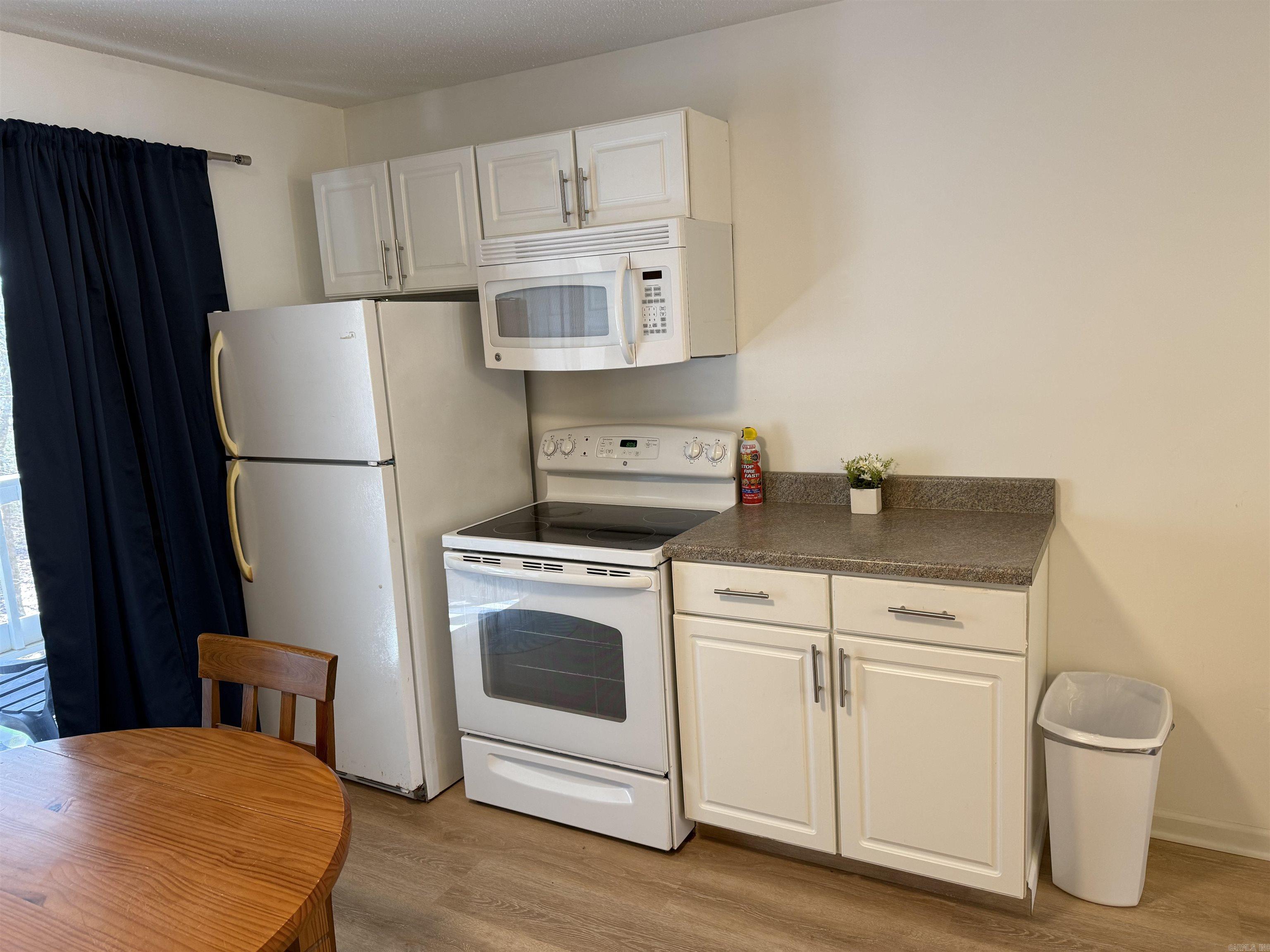 SUMMERHILL PLACE CONDOS - Residential