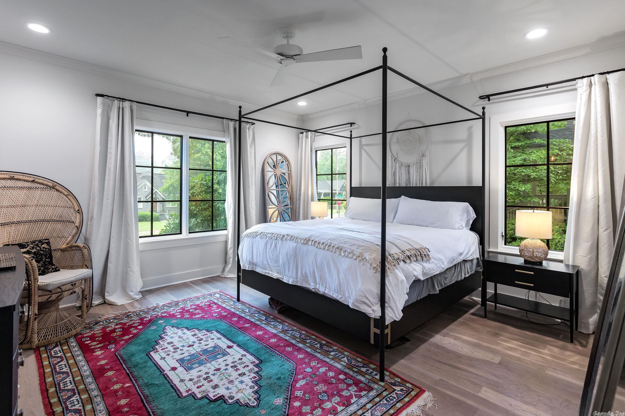 Newtons - Residential