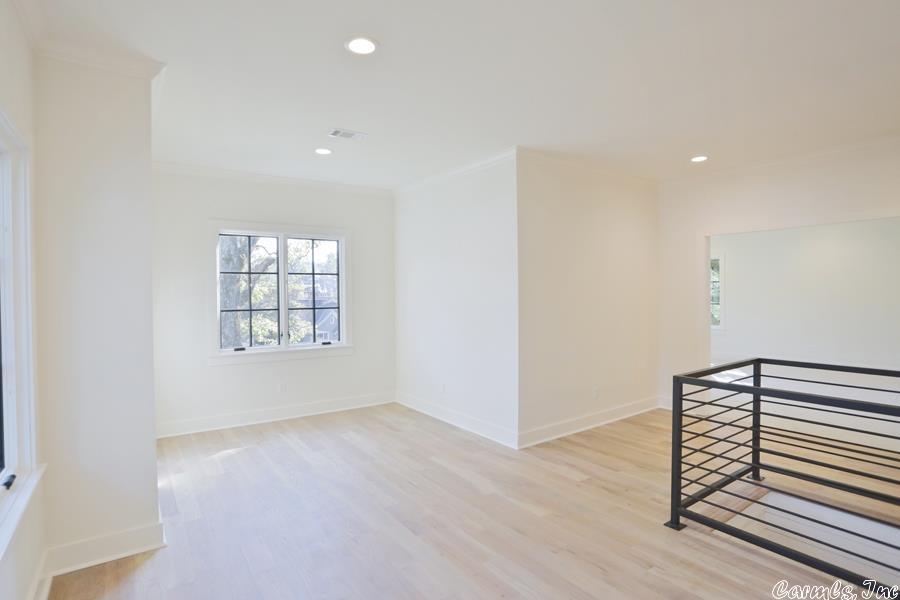 Newtons - Residential