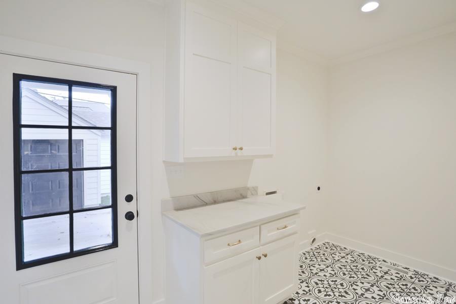 Newtons - Residential