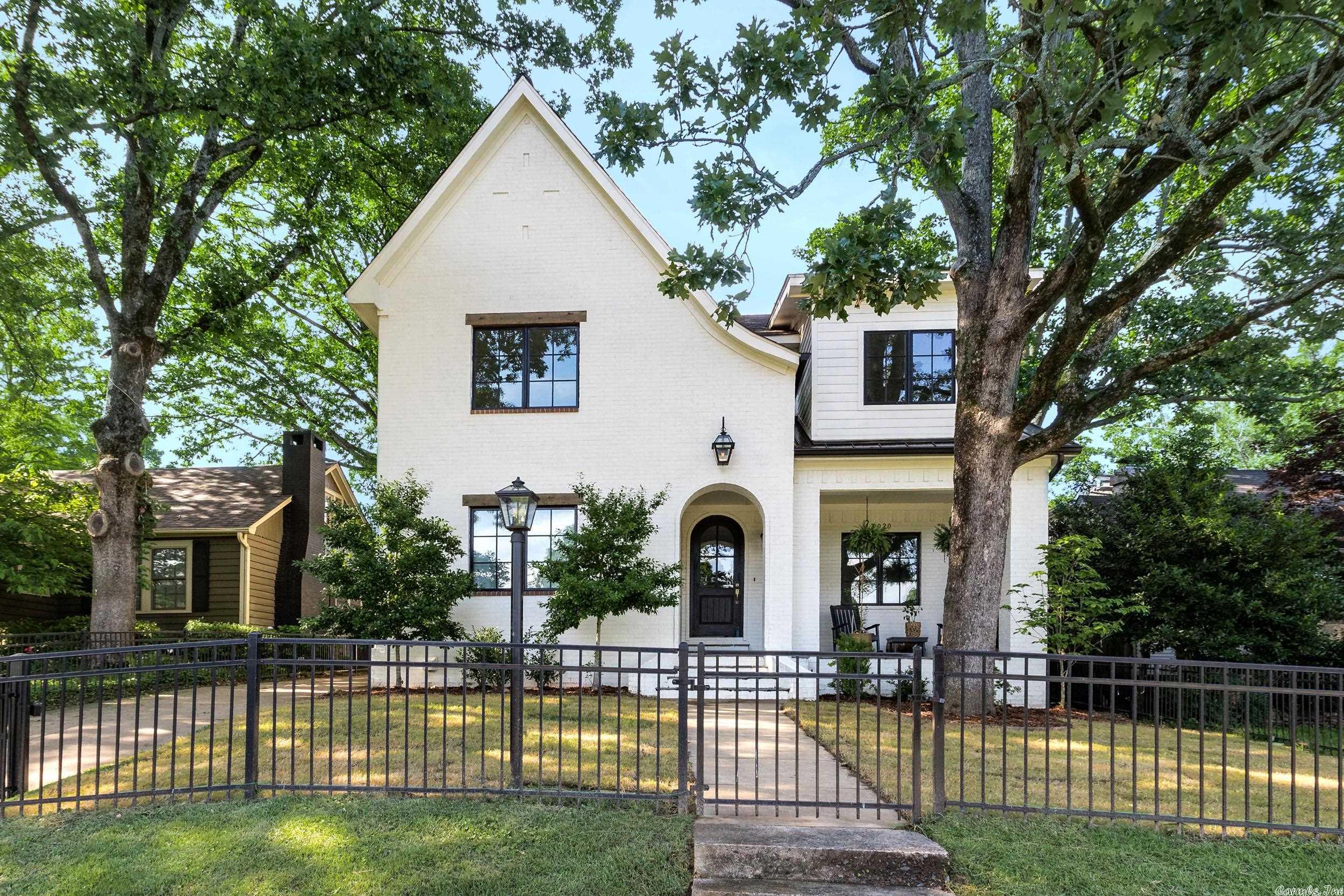Newtons - Residential