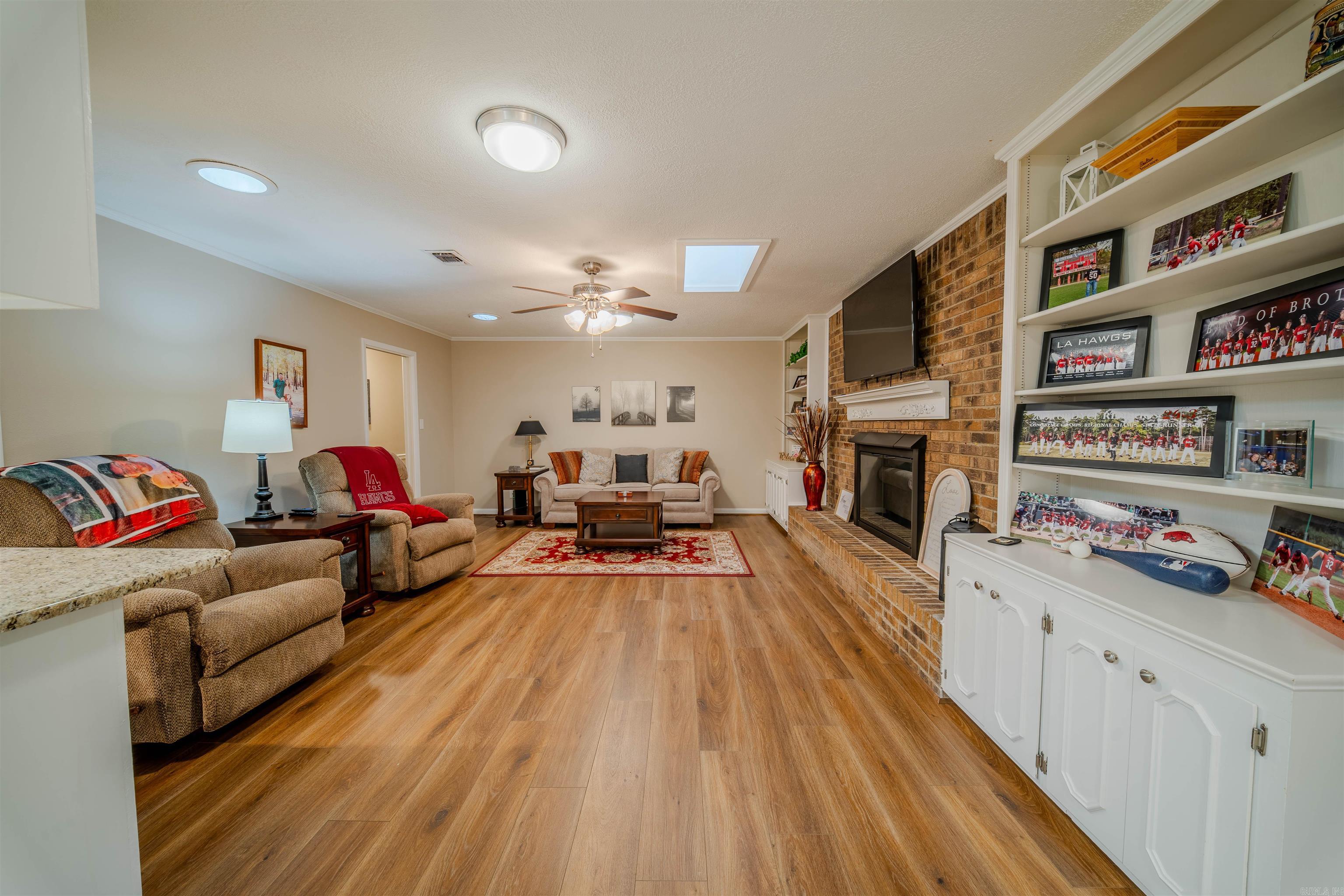 MIKE BERG LAKE - Residential