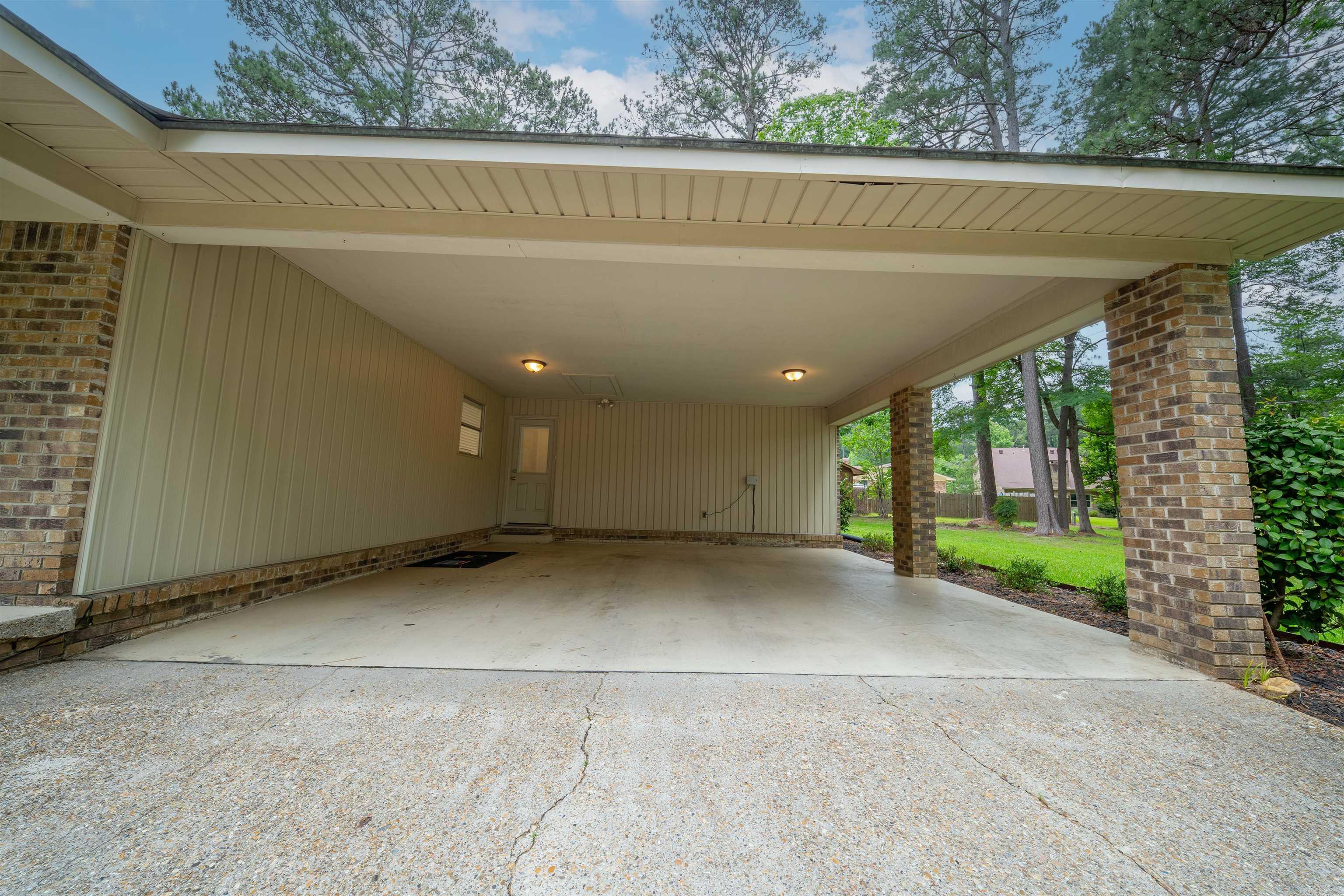 MIKE BERG LAKE - Residential