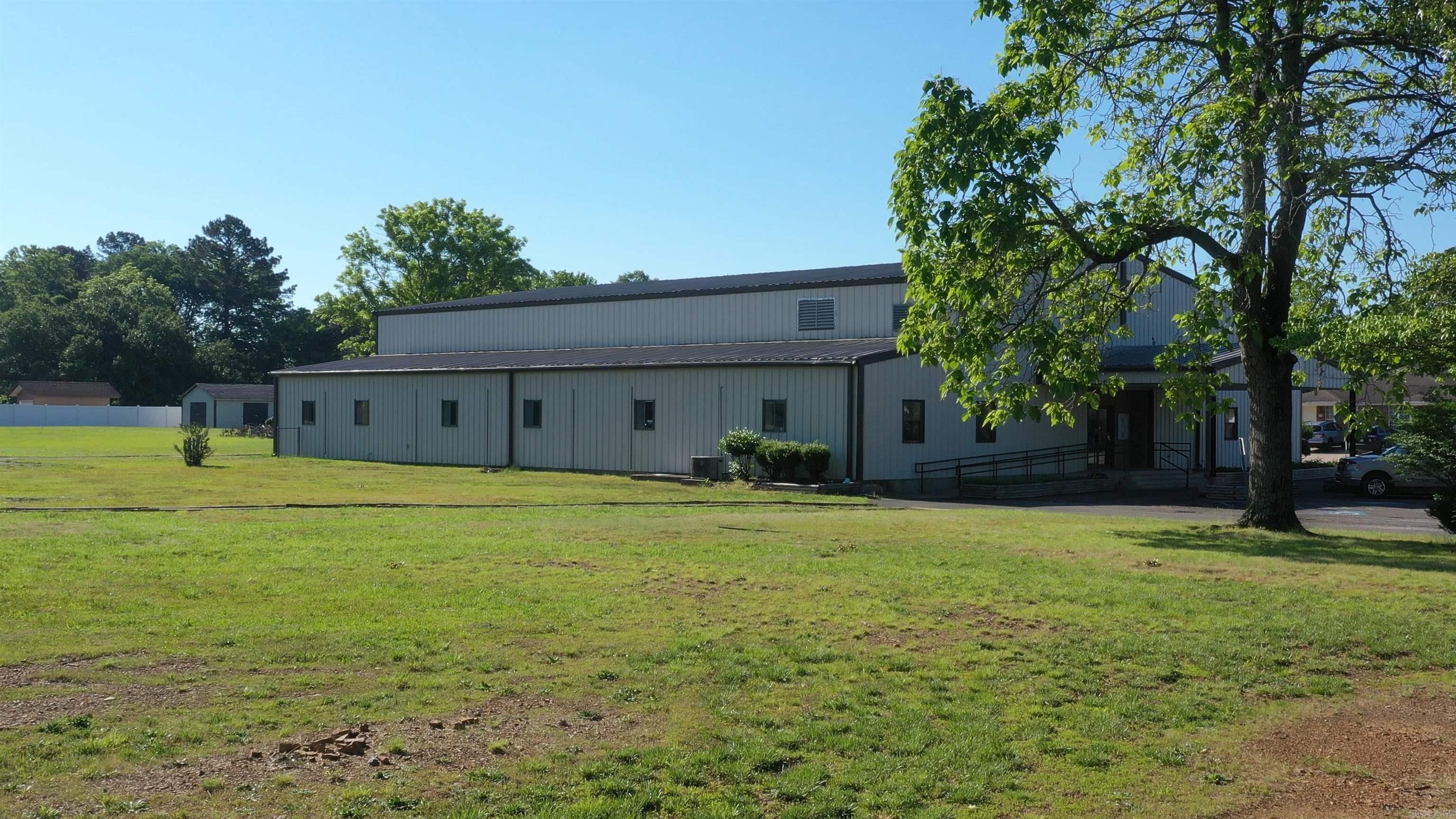 Metes & Bounds - Commercial Sale