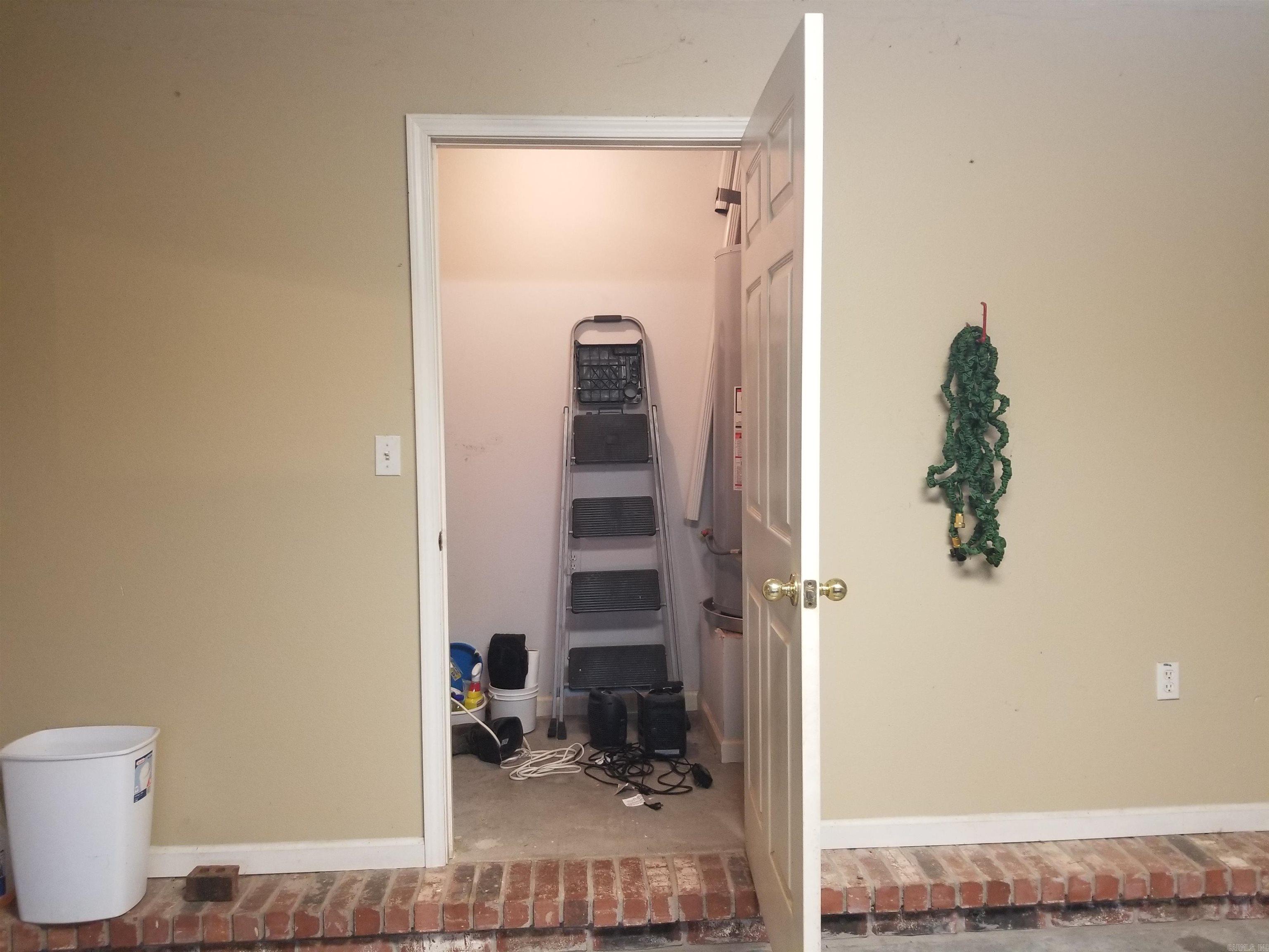 Quail Hollow - Residential