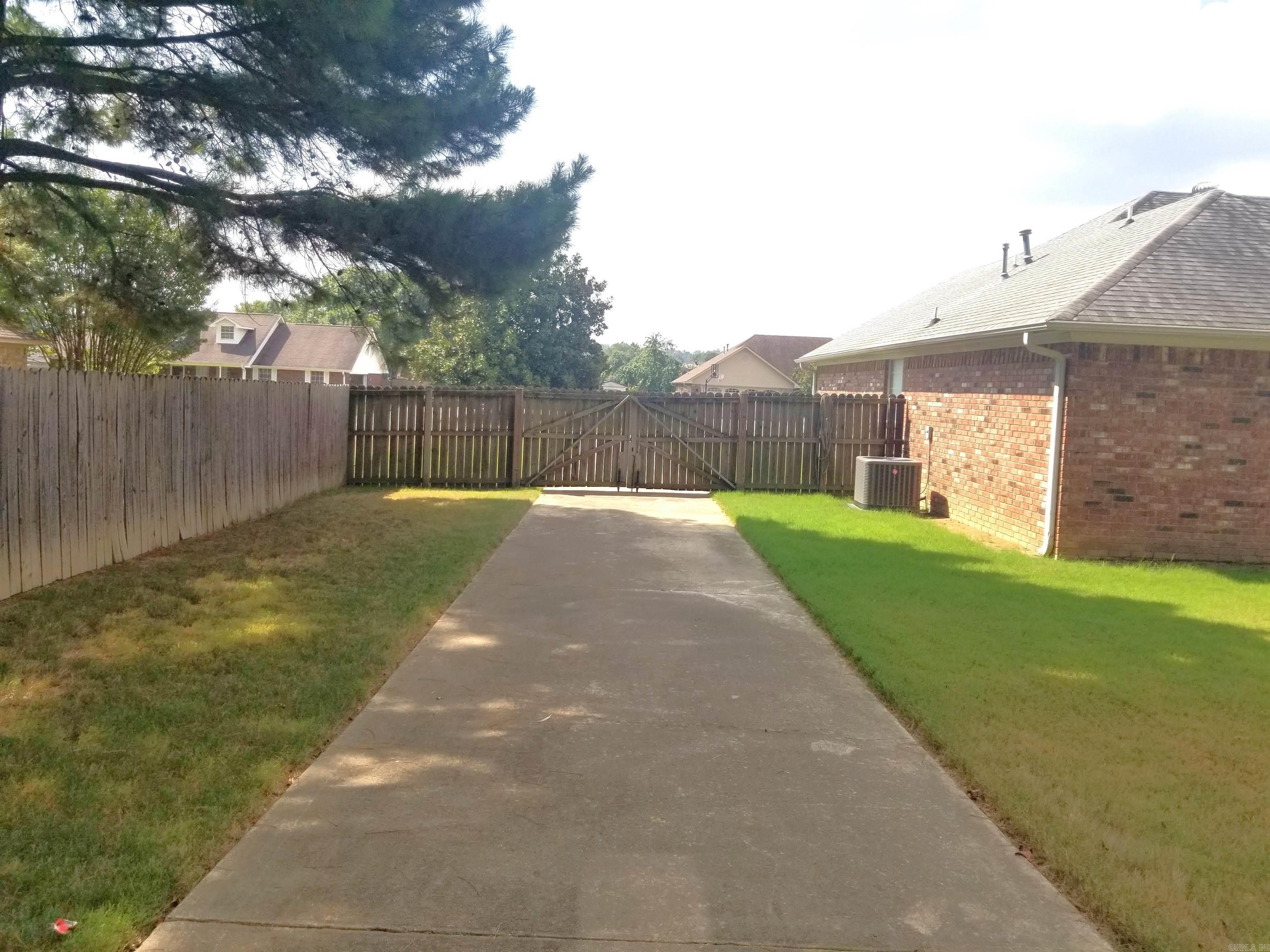 Quail Hollow - Residential