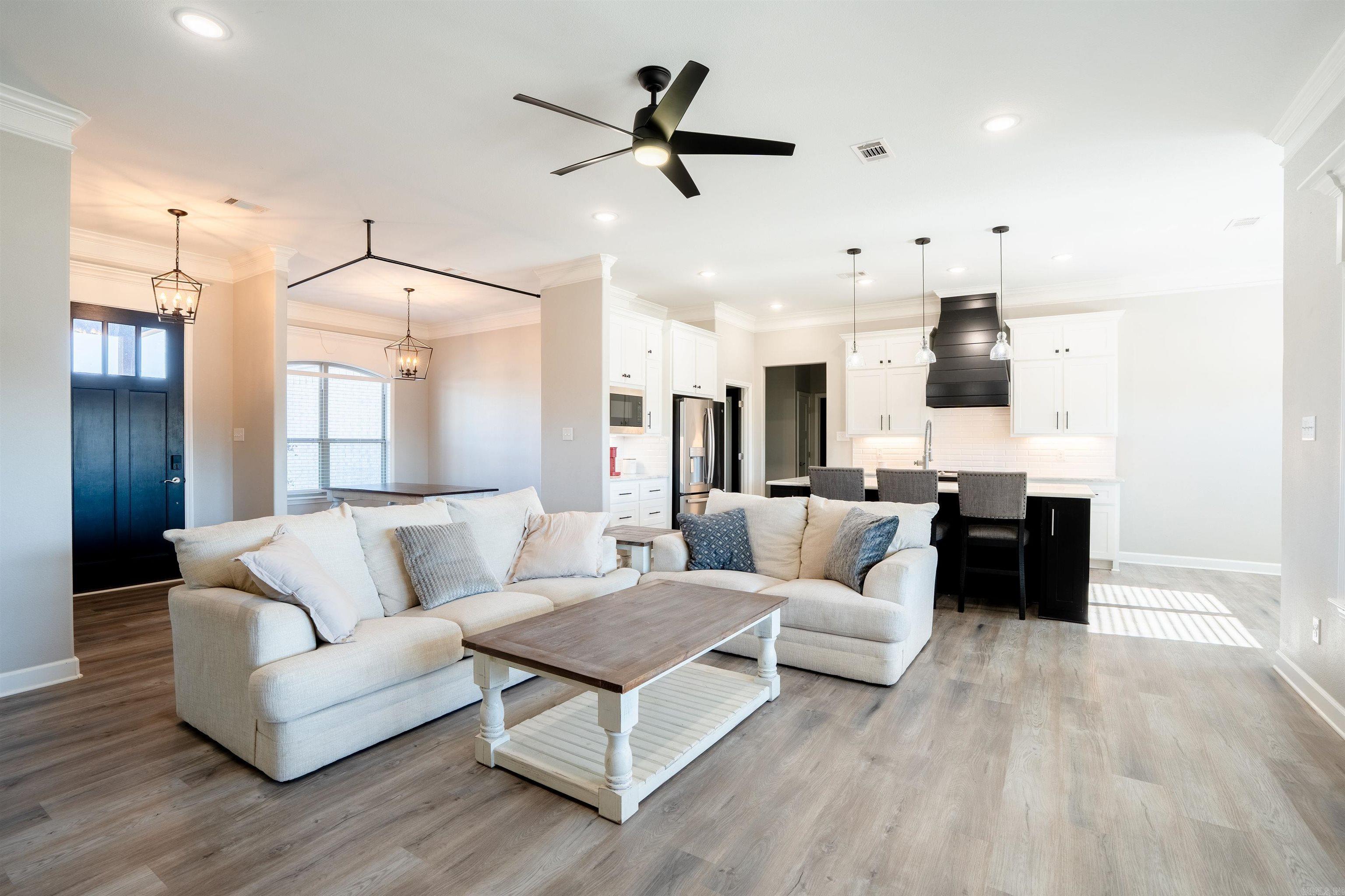 MOUNT TABOR ESTATES - Residential