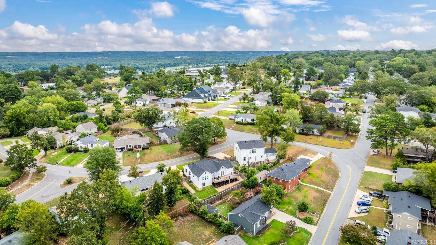 KINGWOOD PLACE - Residential