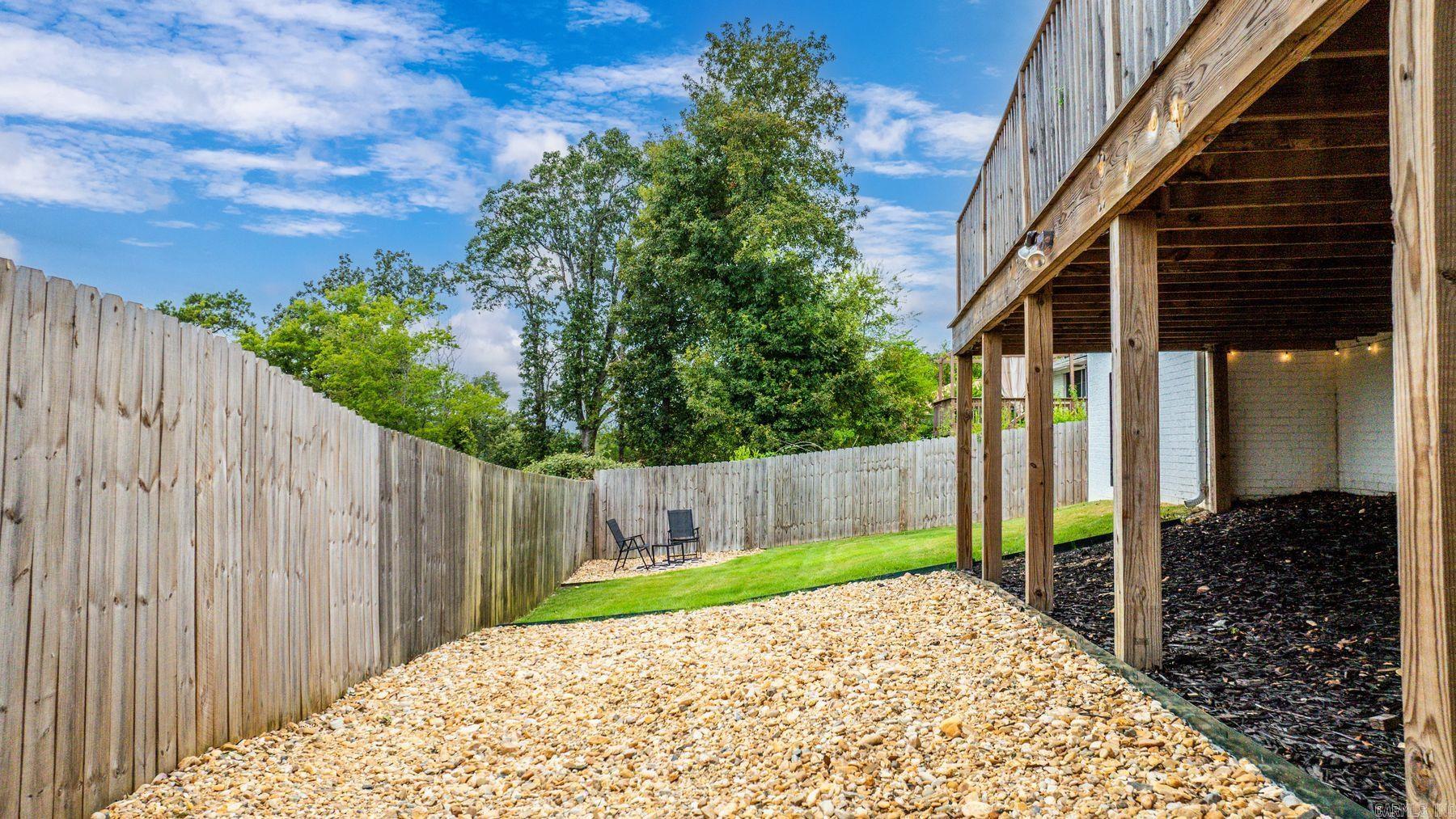 KINGWOOD PLACE - Residential