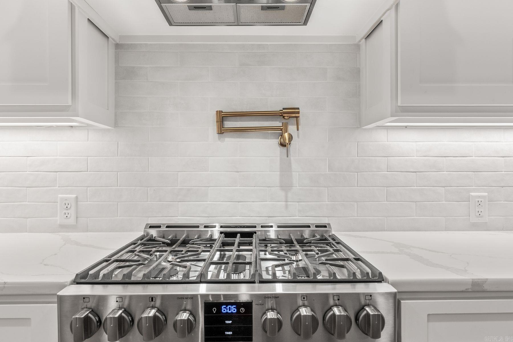 KINGWOOD PLACE - Residential