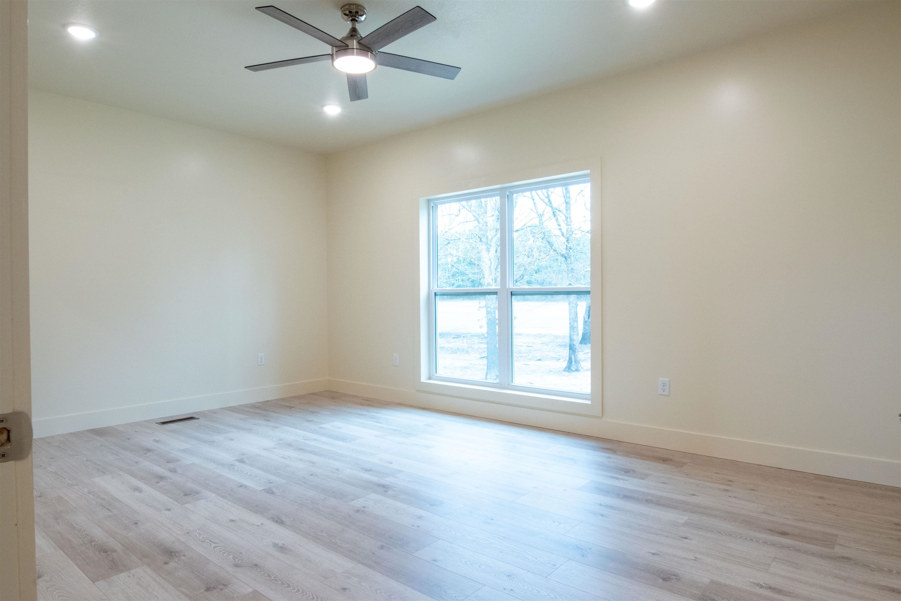 COOPERS HAWK - Residential