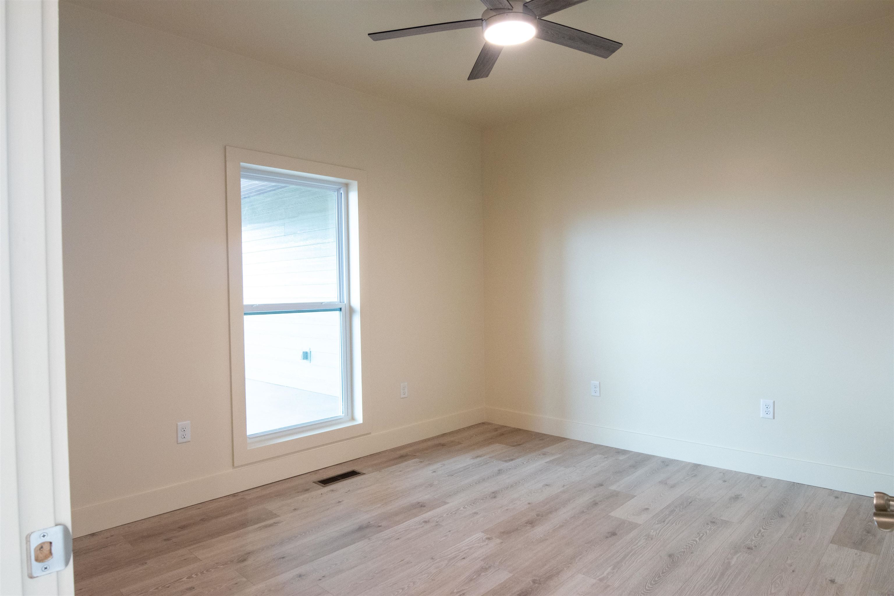 COOPERS HAWK - Residential