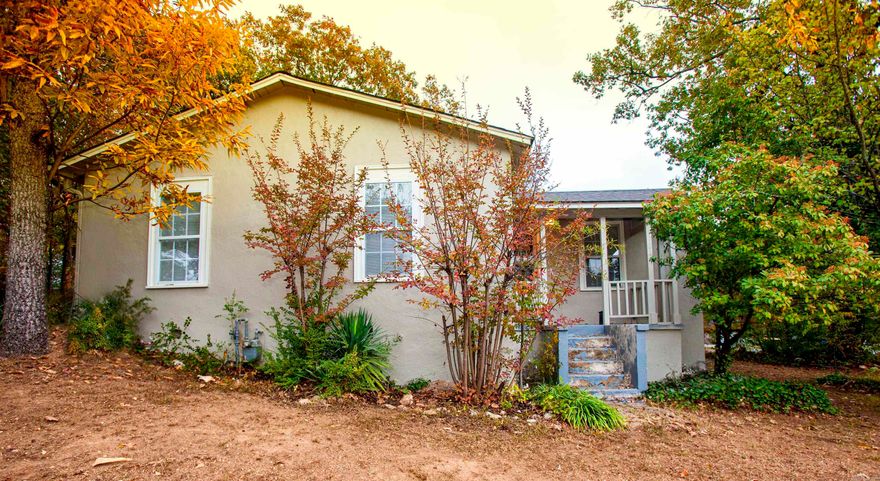 Newly remodeled 2BD in Midtown that is waiting for you to call home. New paint and flooring throughout. Plenty of living space throughout. Extra storage options. The lease for this property is for 2 years with a 3% increase after the first year. Income has to be 3x the amount of rent.  **ALL PROPERTIES MAY NOT BE MOVE-IN READY**