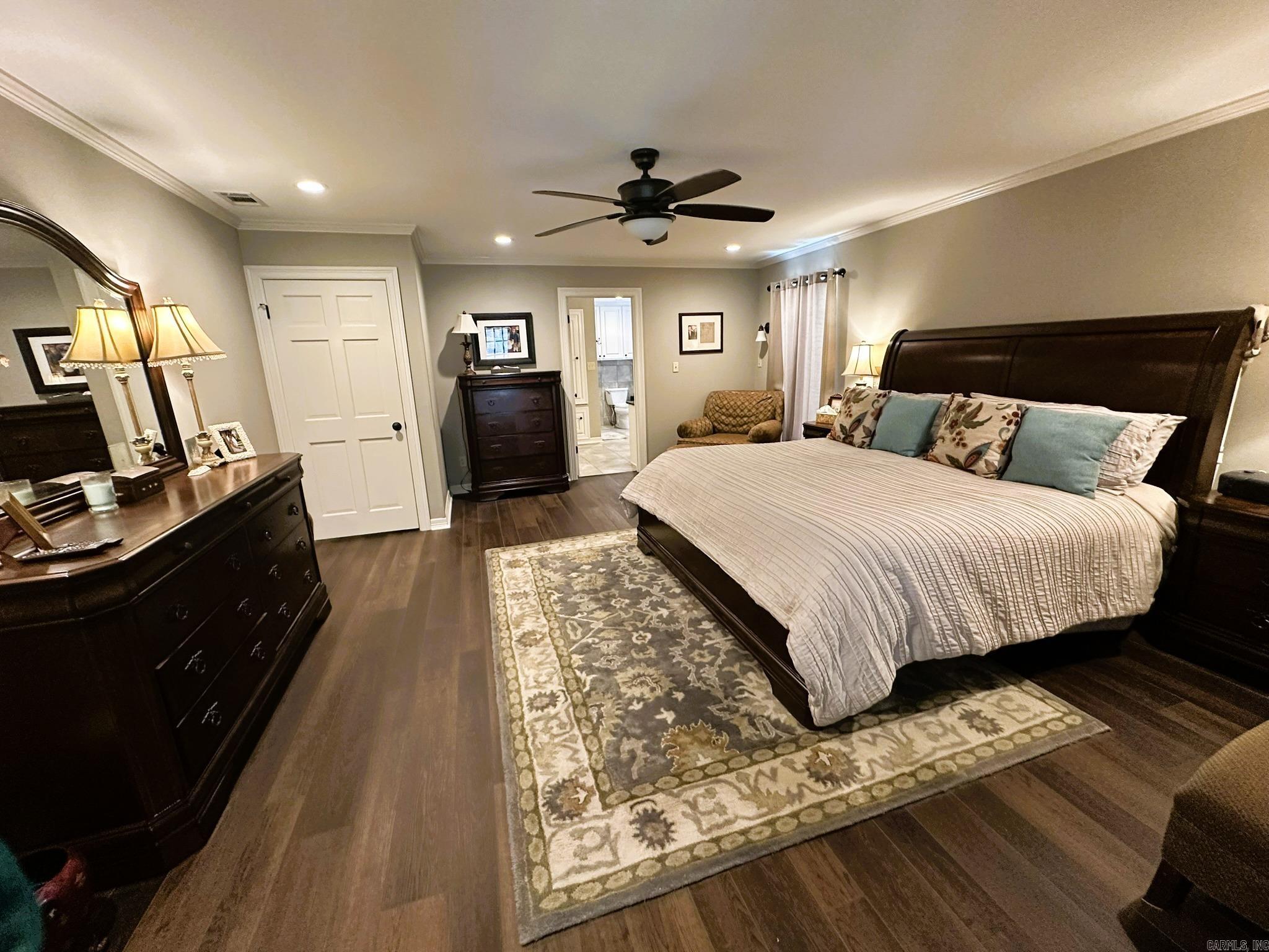 LAKEWOOD ESTATES - Residential