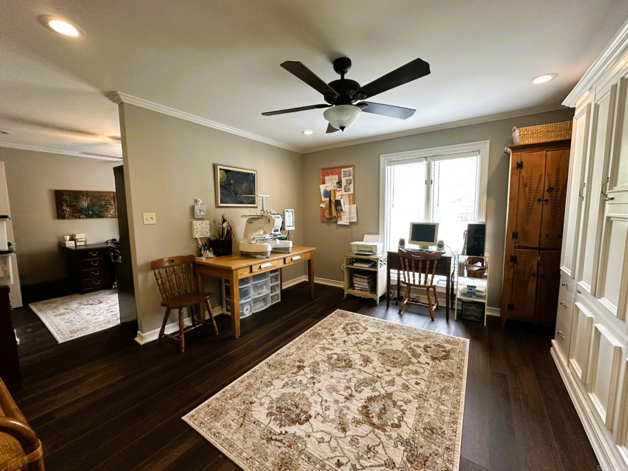 LAKEWOOD ESTATES - Residential