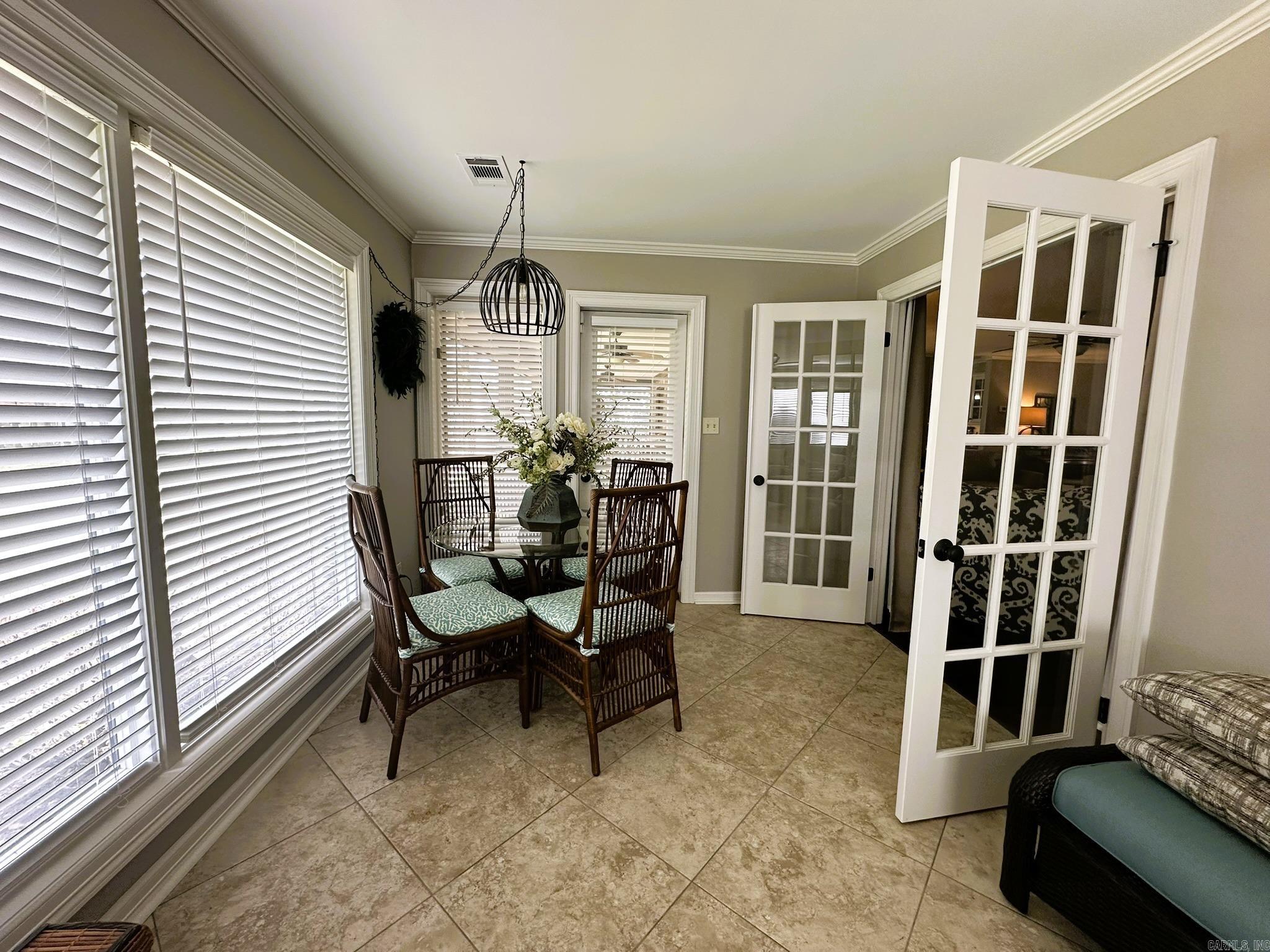 LAKEWOOD ESTATES - Residential