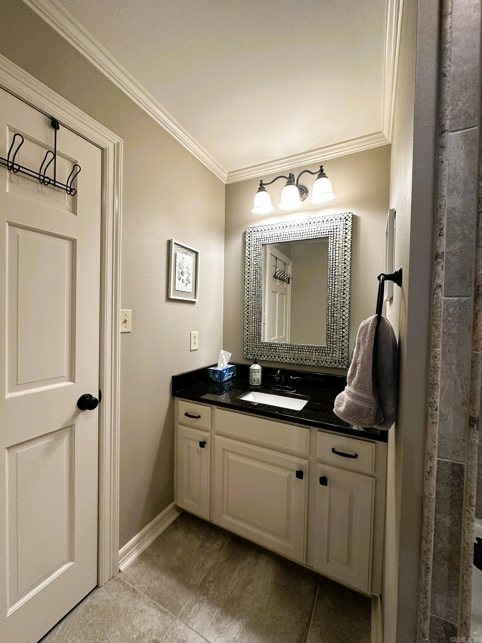 LAKEWOOD ESTATES - Residential