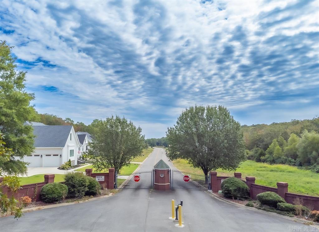 HIDDEN VALLEY ESTATES - Land