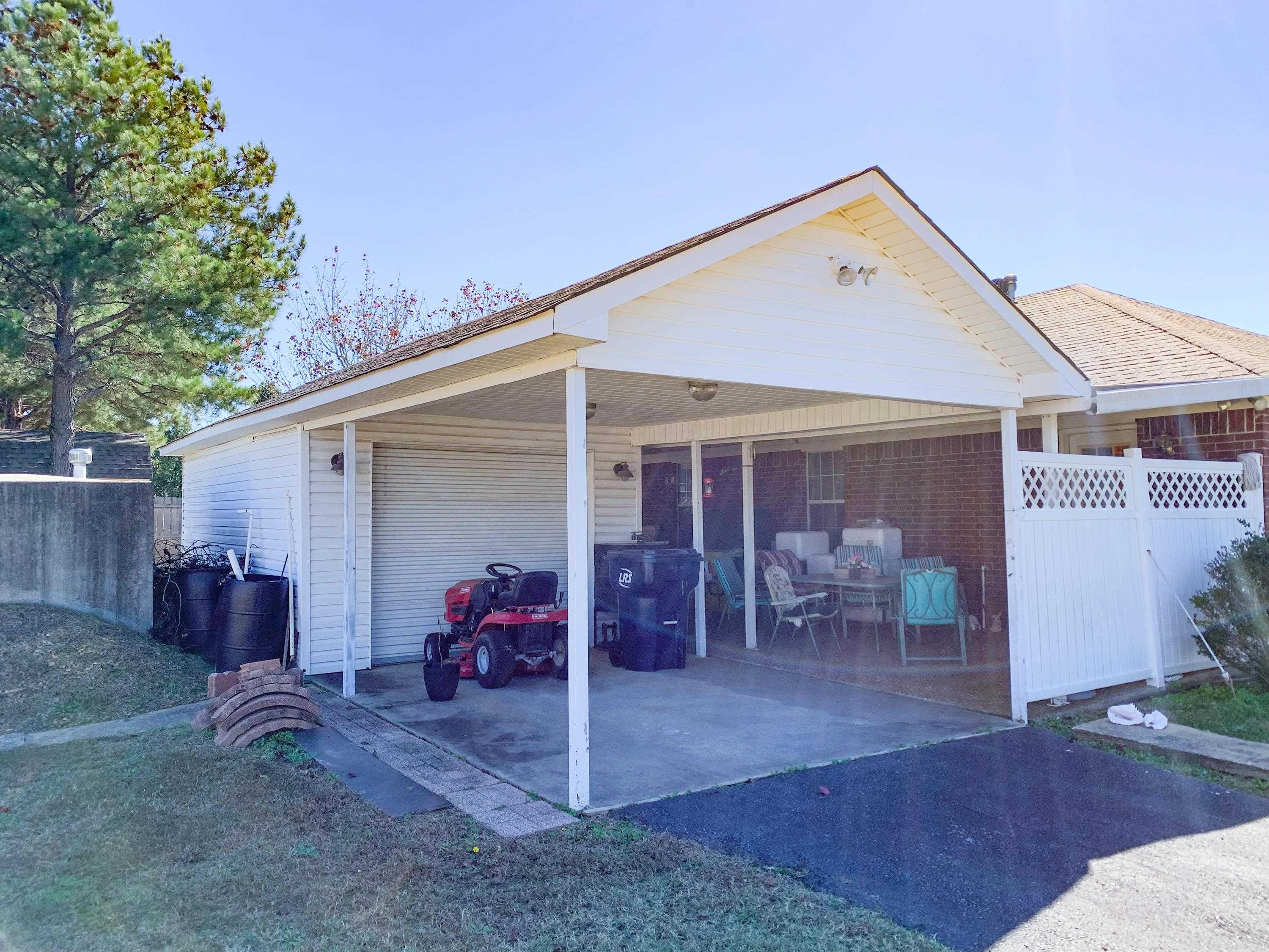 Summerview Terrace - Residential