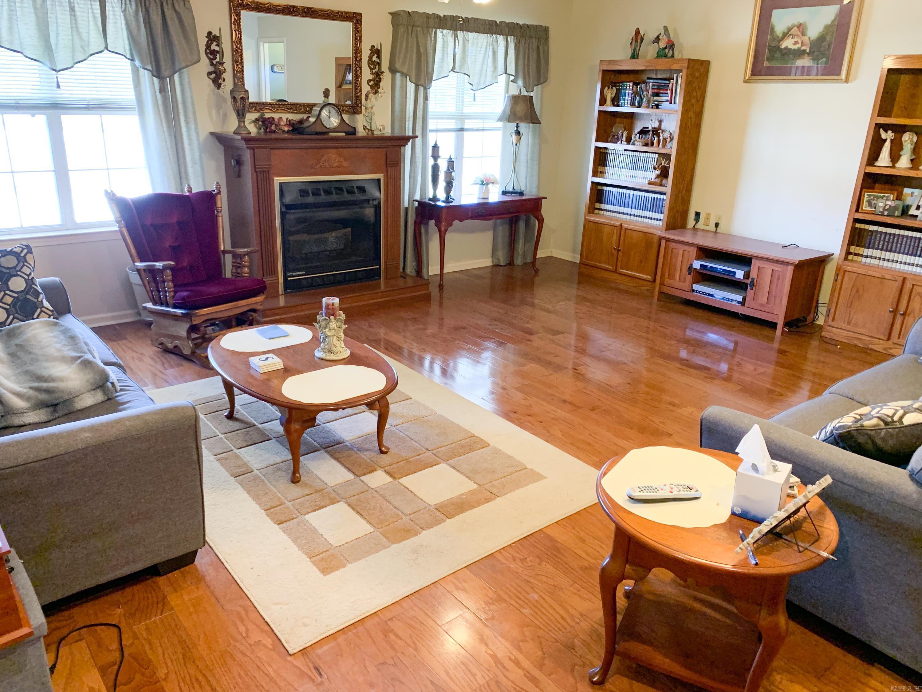 Summerview Terrace - Residential