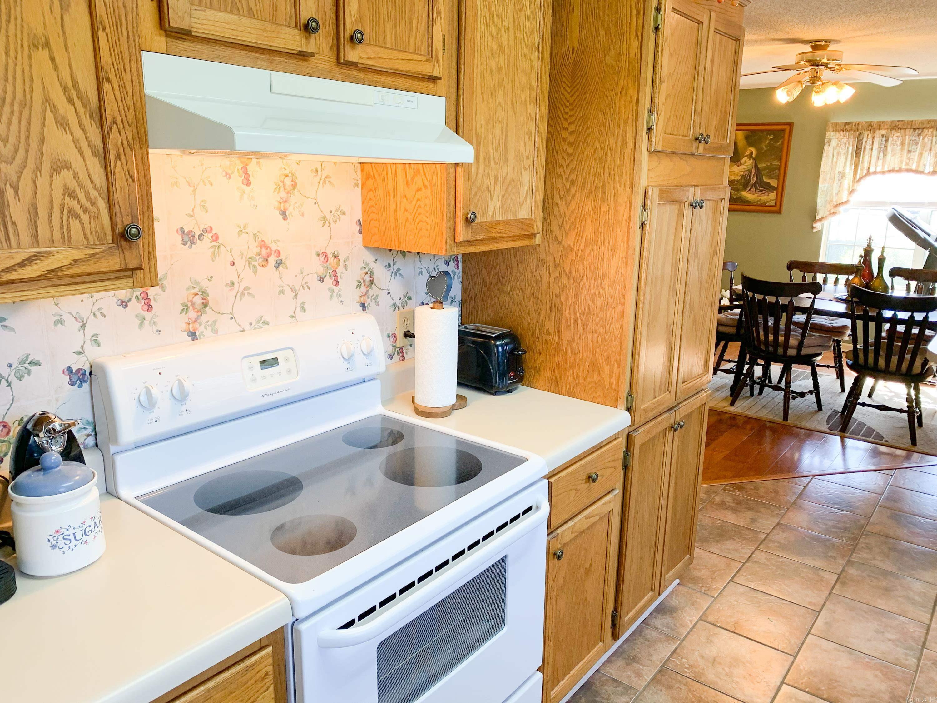 Summerview Terrace - Residential