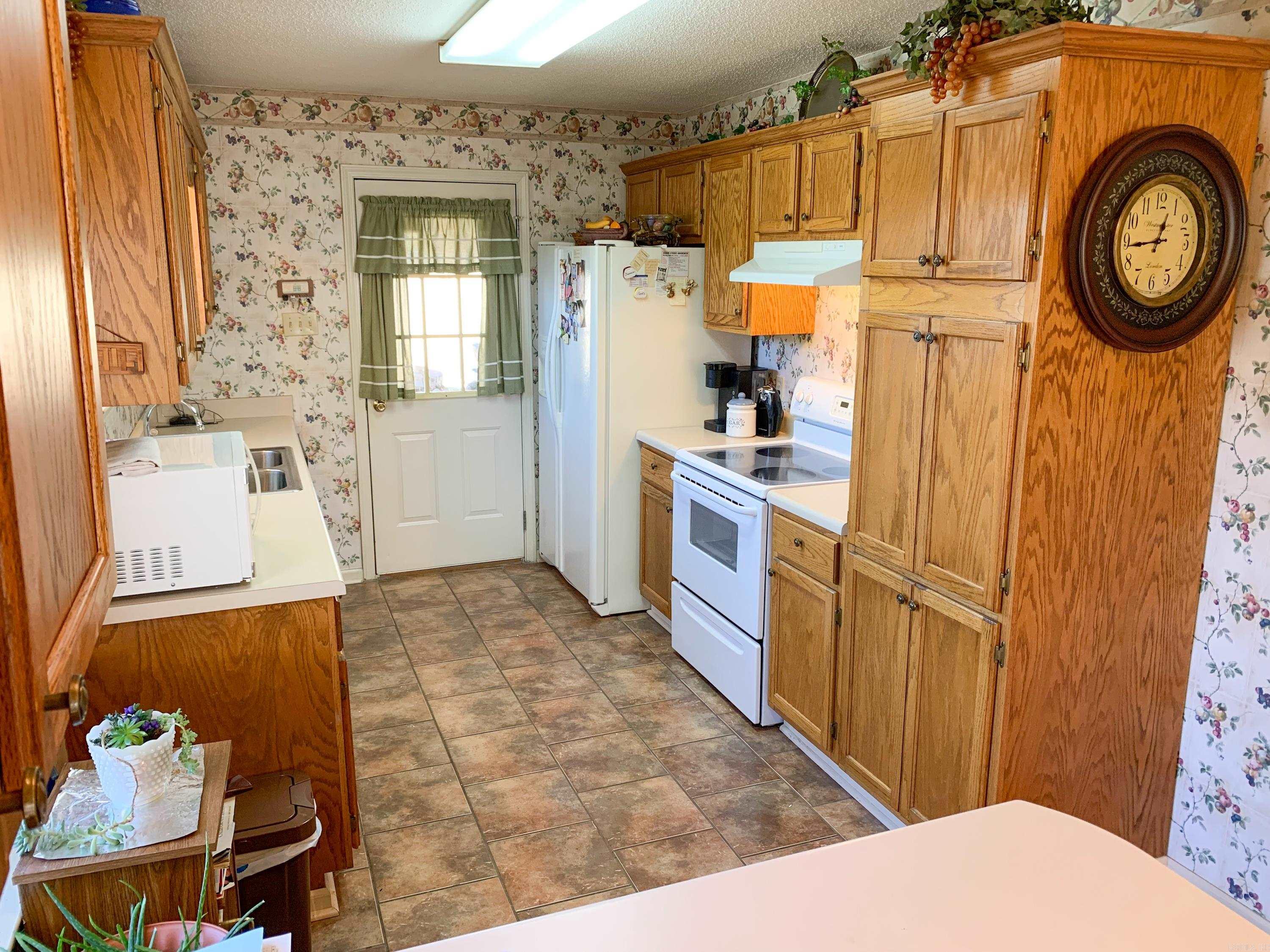 Summerview Terrace - Residential