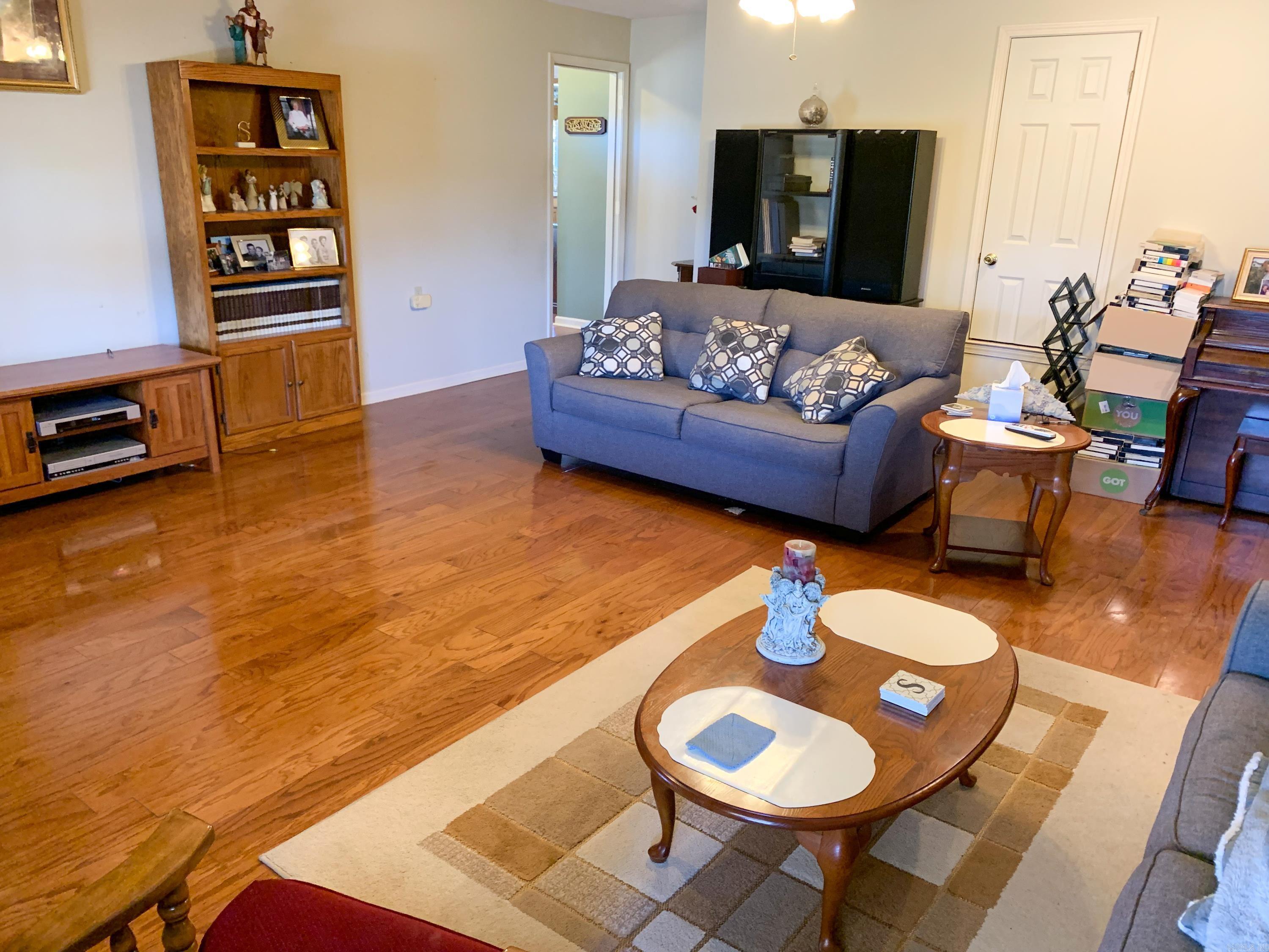 Summerview Terrace - Residential