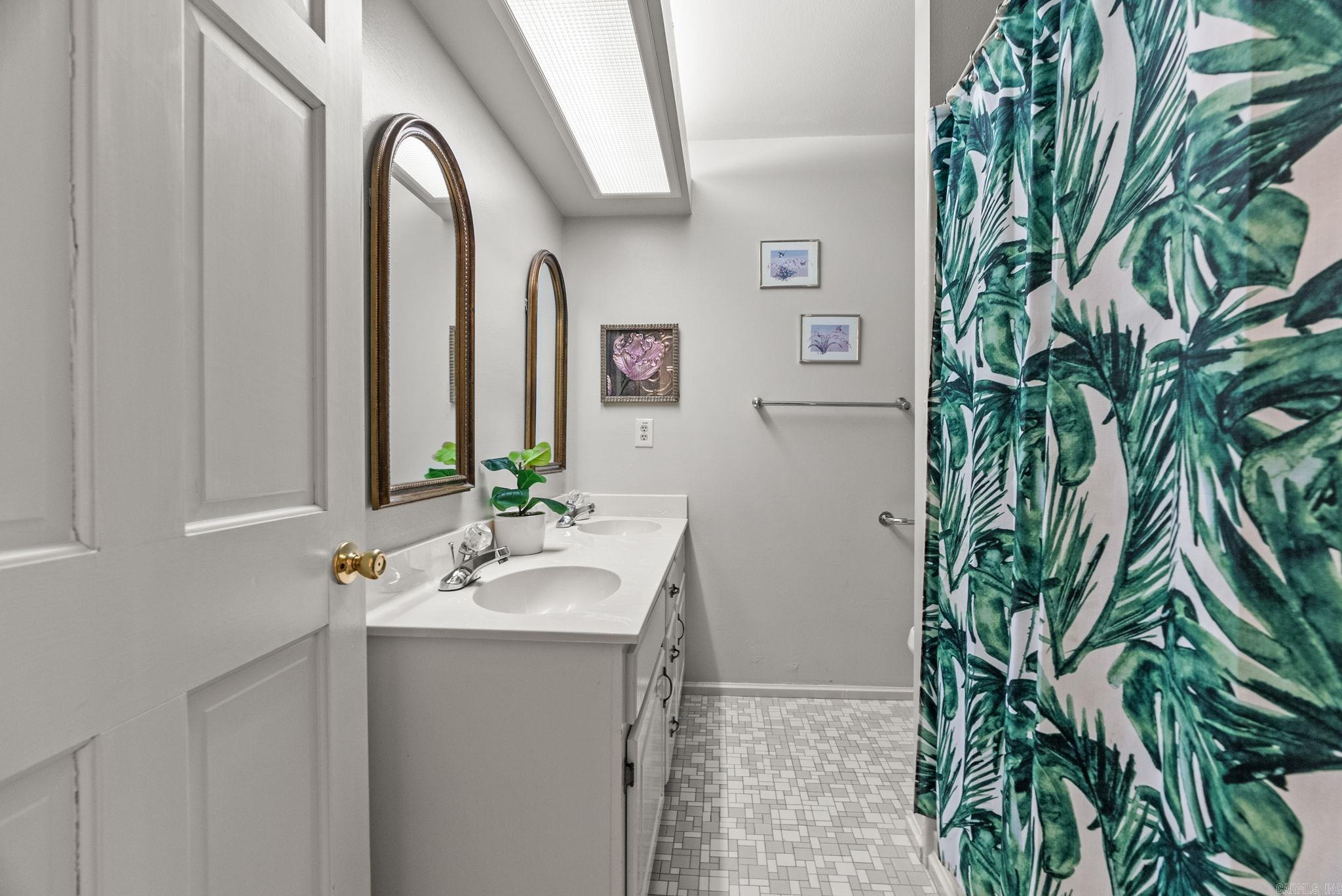 ST THOMAS ADDN - Residential