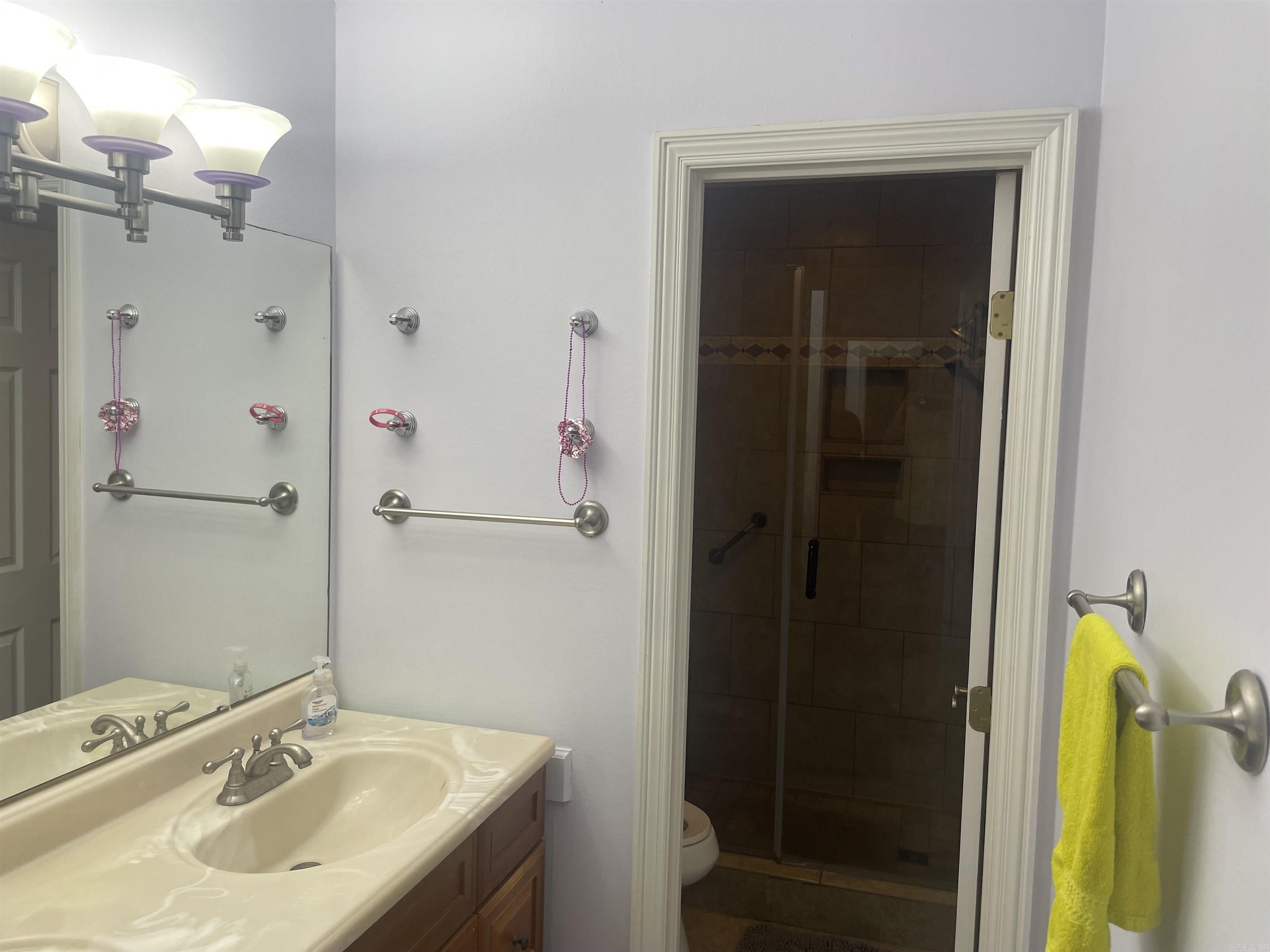 LAKEWOOD HILLS - Residential