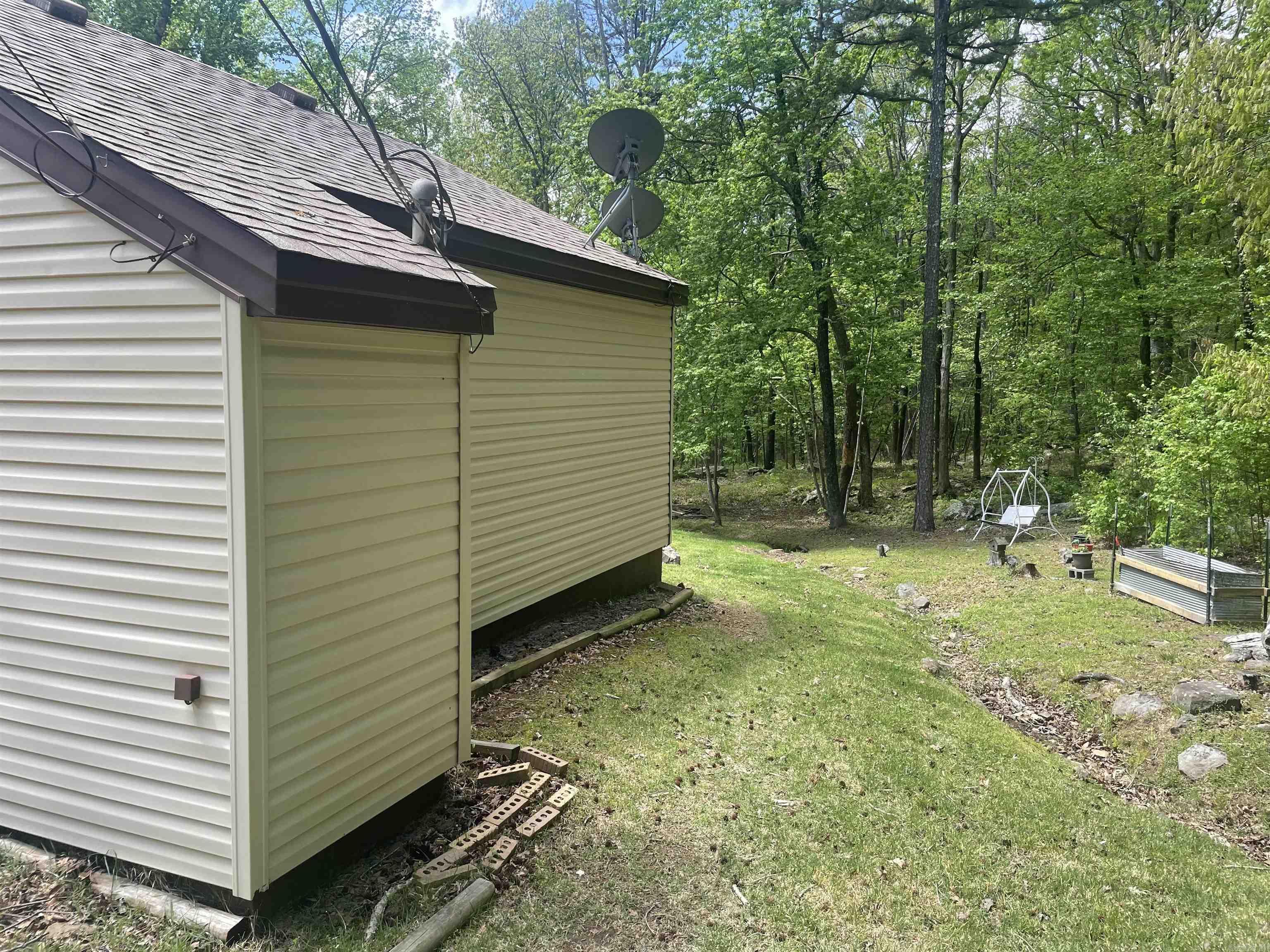 LAKEWOOD HILLS - Residential