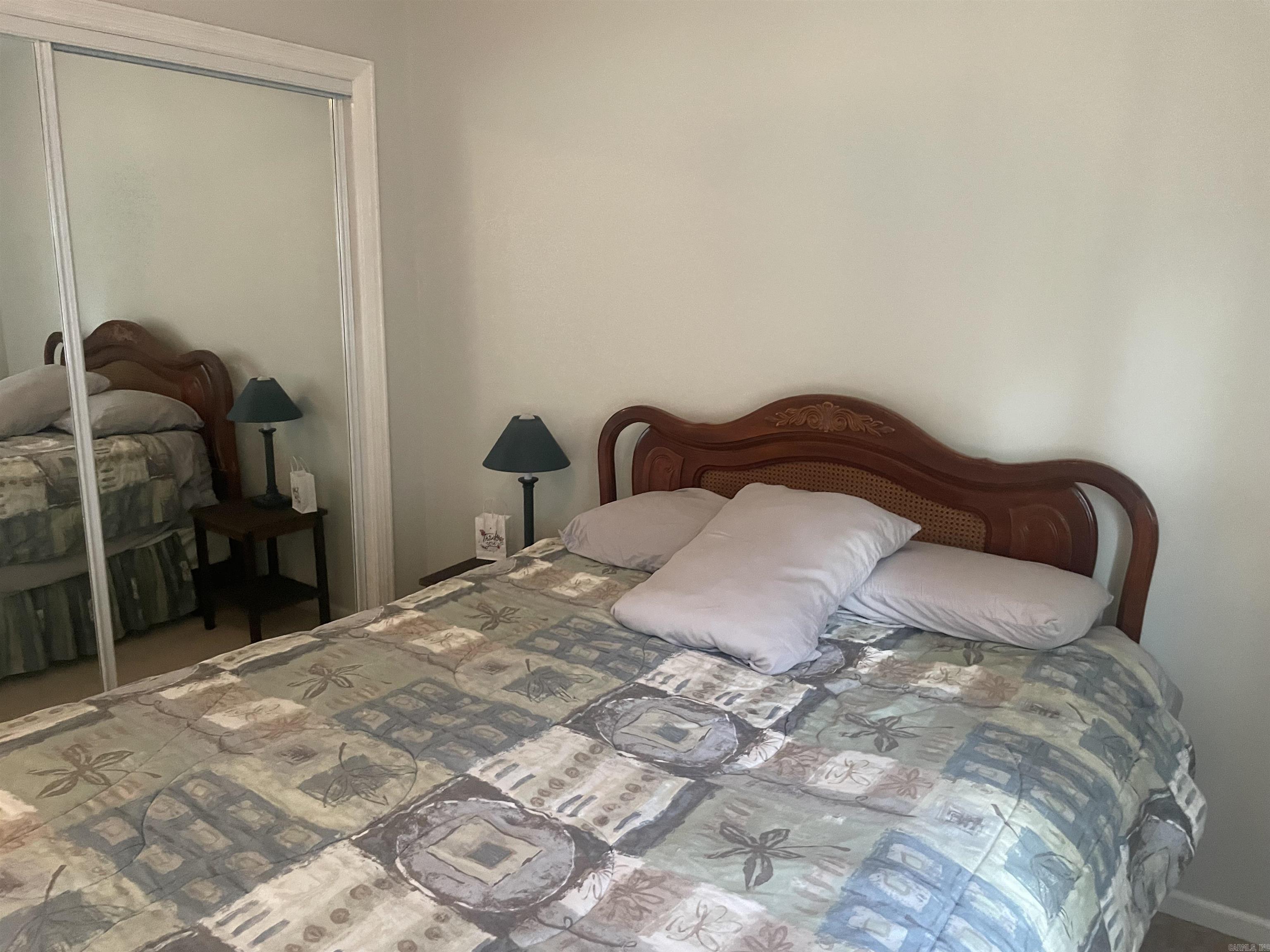 LAKEWOOD HILLS - Residential