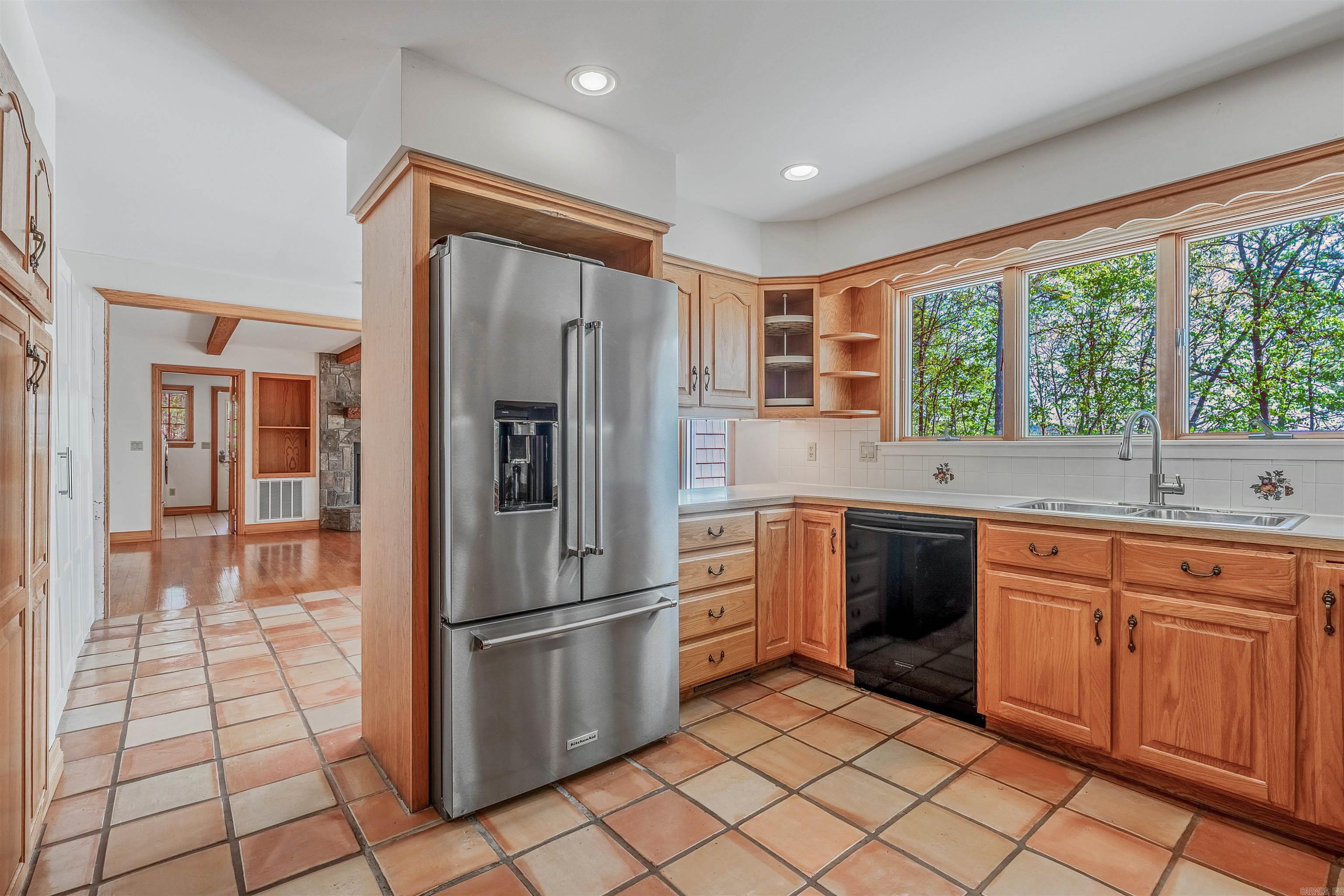 GRAND ISLE - LAKE - Residential