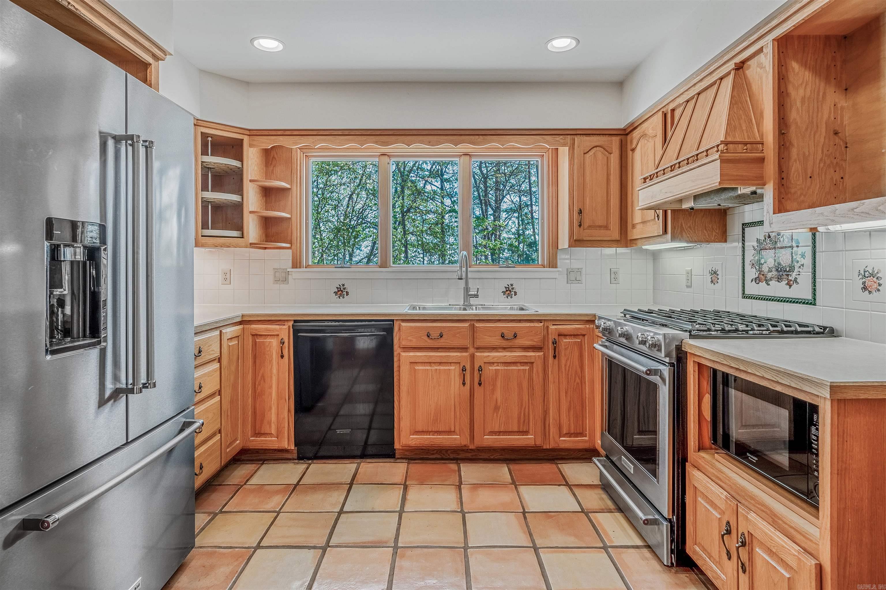 GRAND ISLE - LAKE - Residential