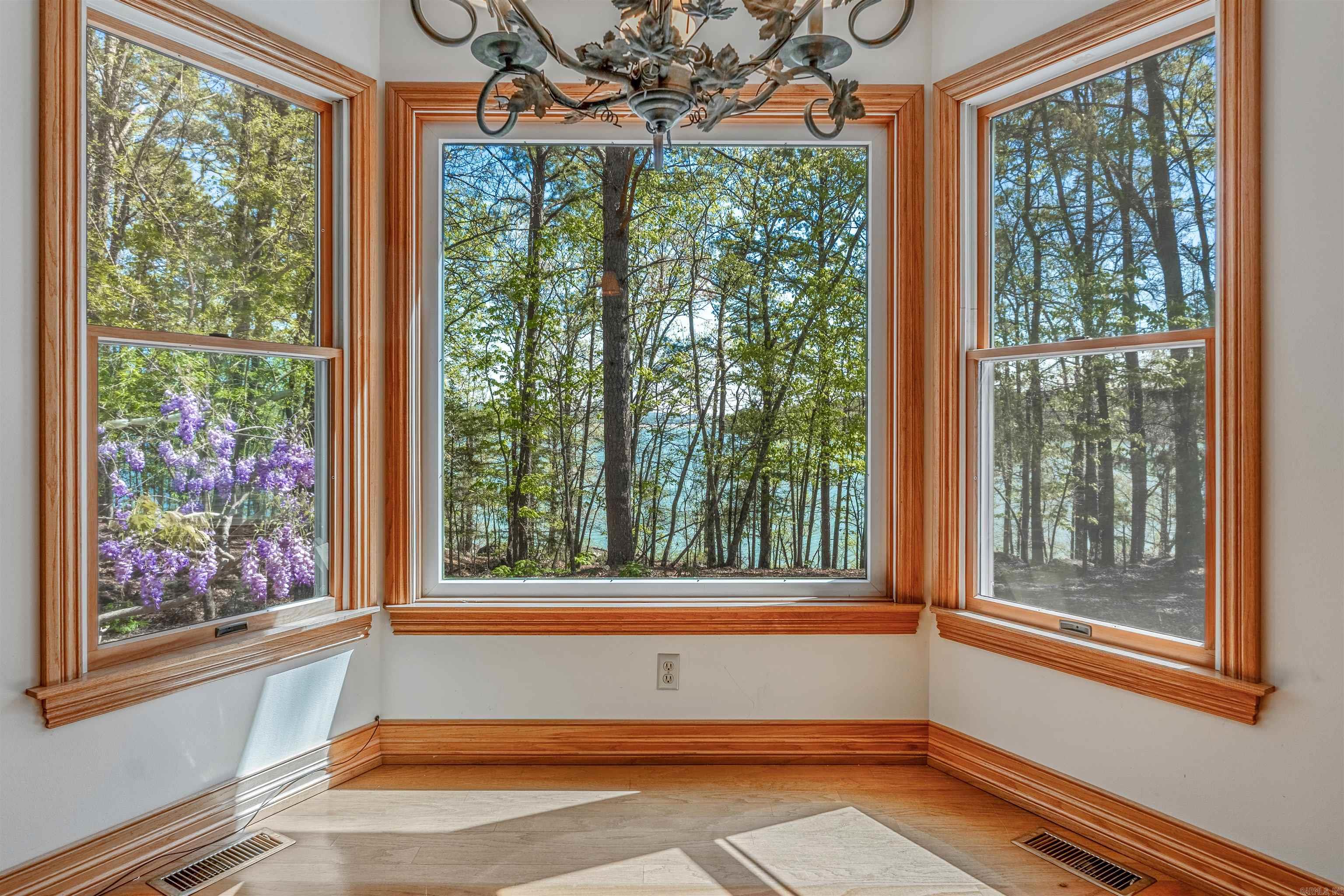 GRAND ISLE - LAKE - Residential