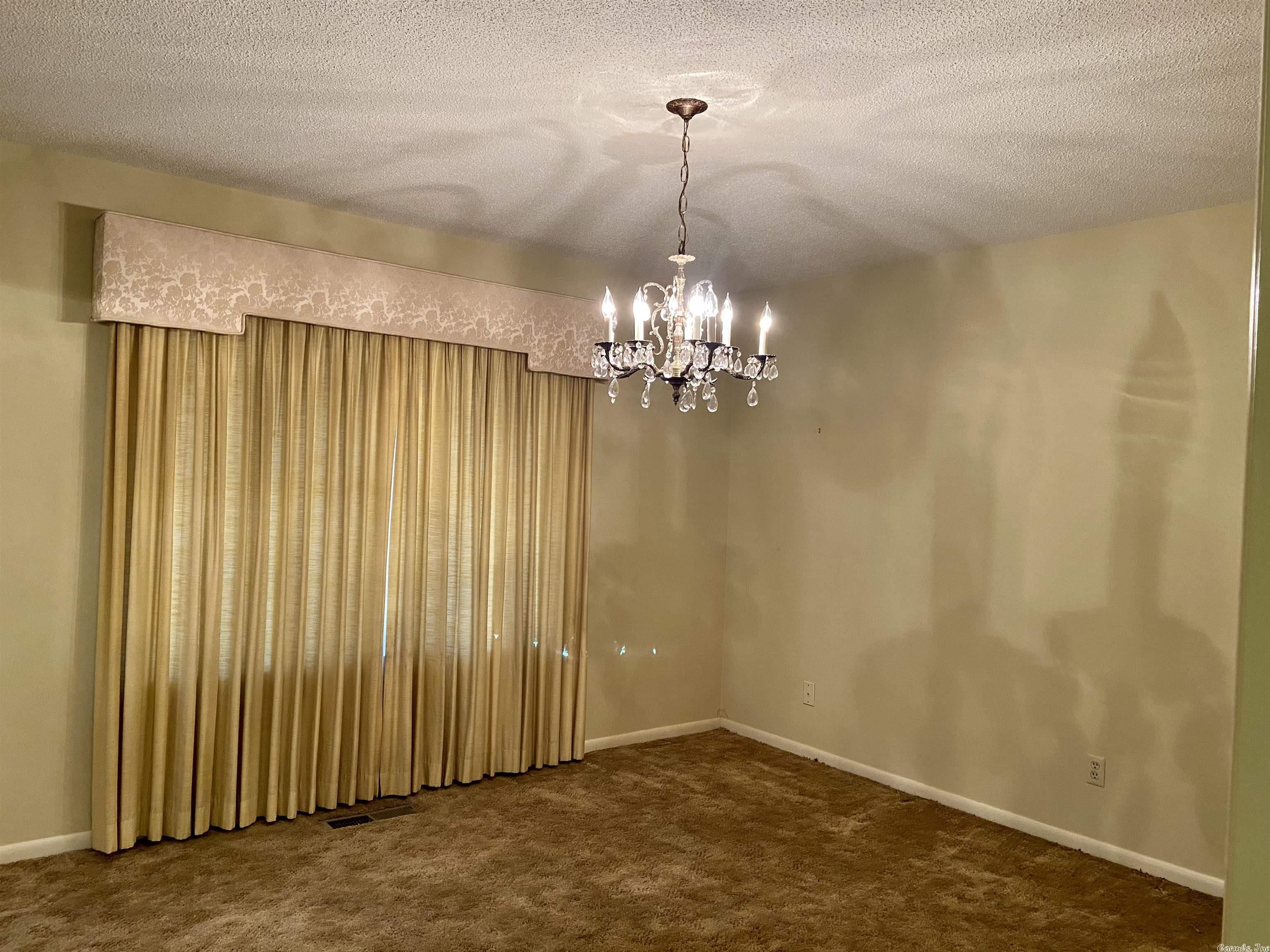 INDIAN HILLS - Residential